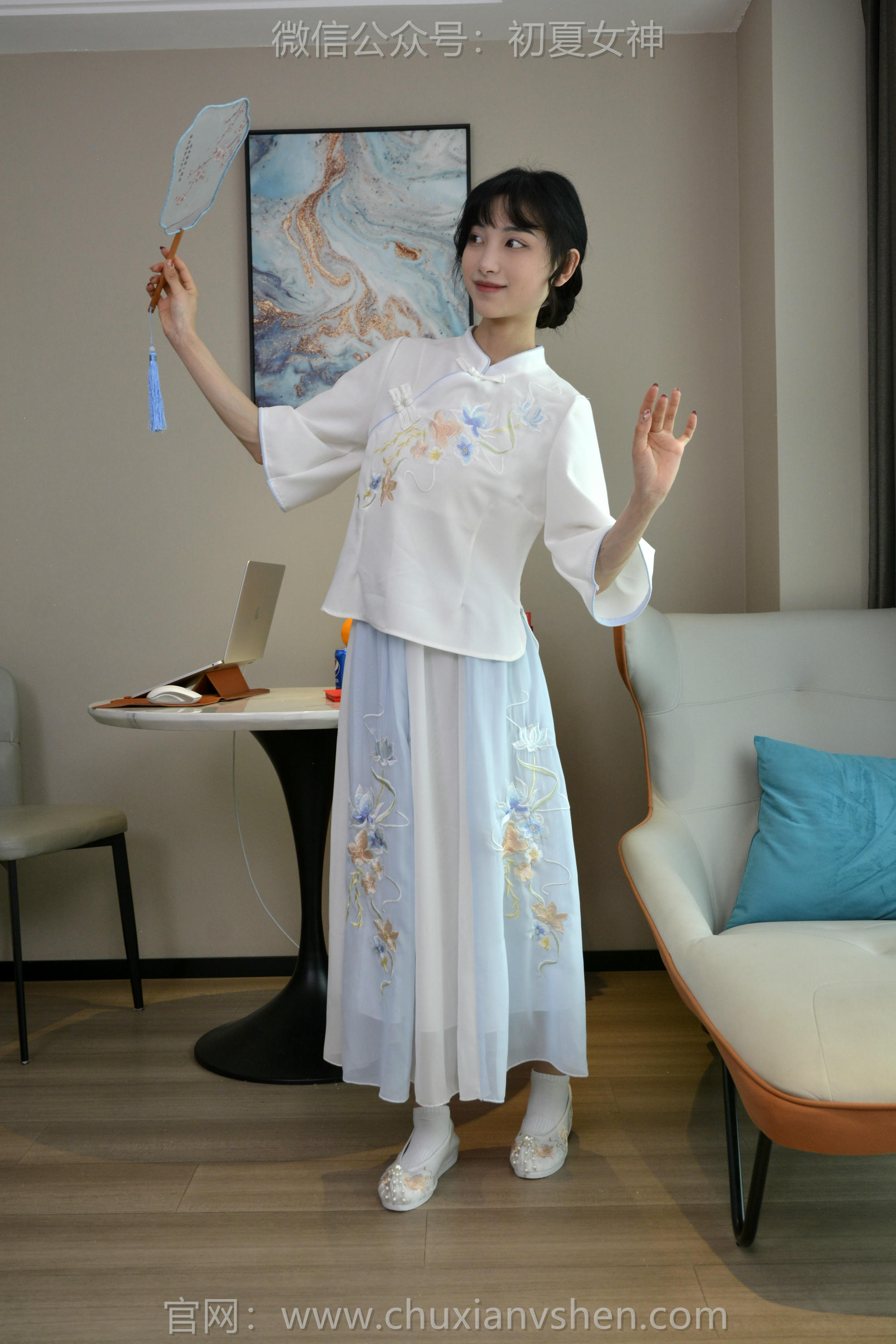 初夏女神 NO.134 柒柒 古往今来[140P+1V／3.32GB]_第1集