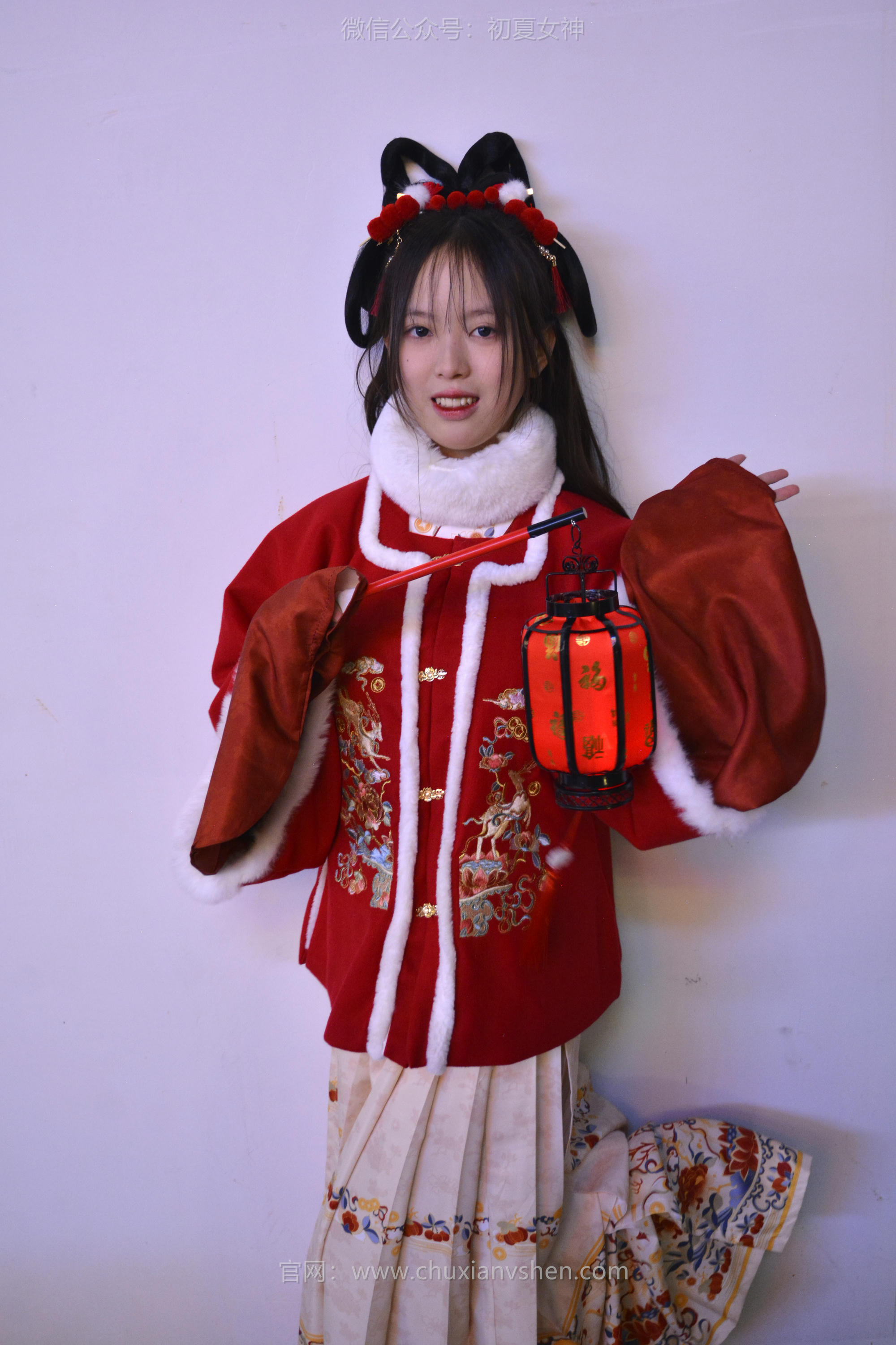 初夏女神 NO.139 双双&秀秀&情情 新年快乐[110P+1V／3.06GB]_第6集