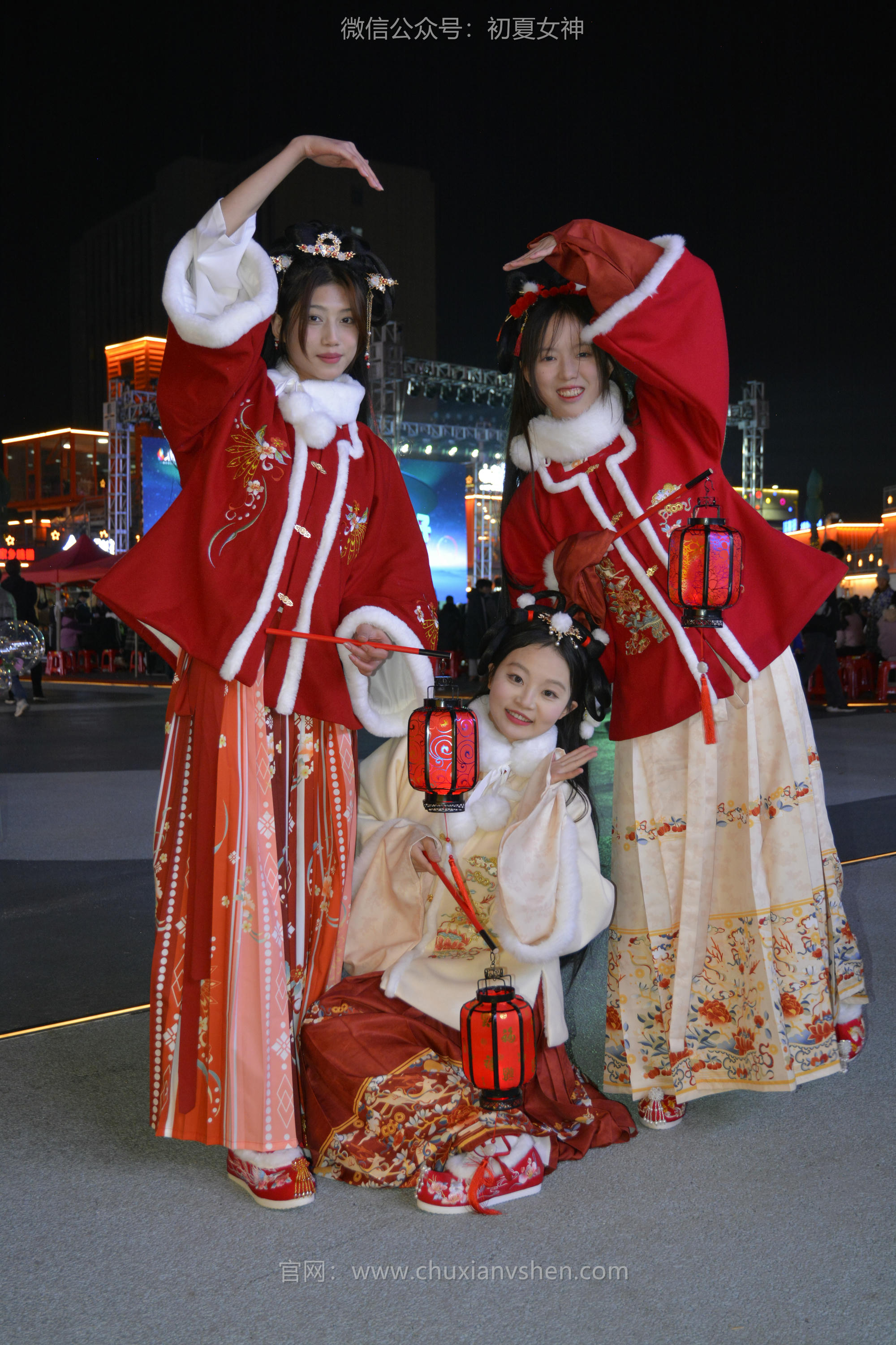 初夏女神 NO.139 双双&秀秀&情情 新年快乐[110P+1V／3.06GB]_第2集