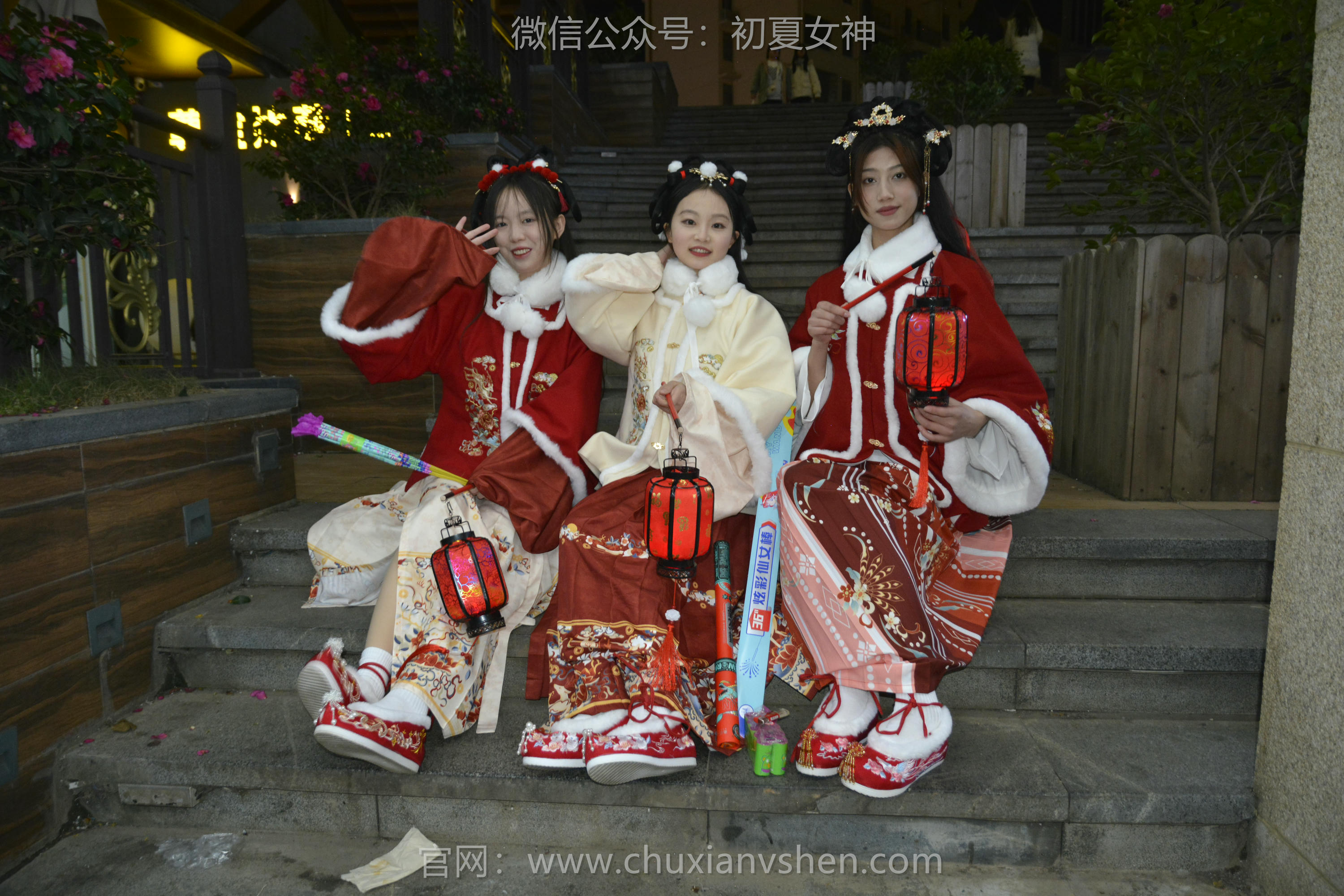 初夏女神 NO.139 双双&秀秀&情情 新年快乐[110P+1V／3.06GB]_第3集