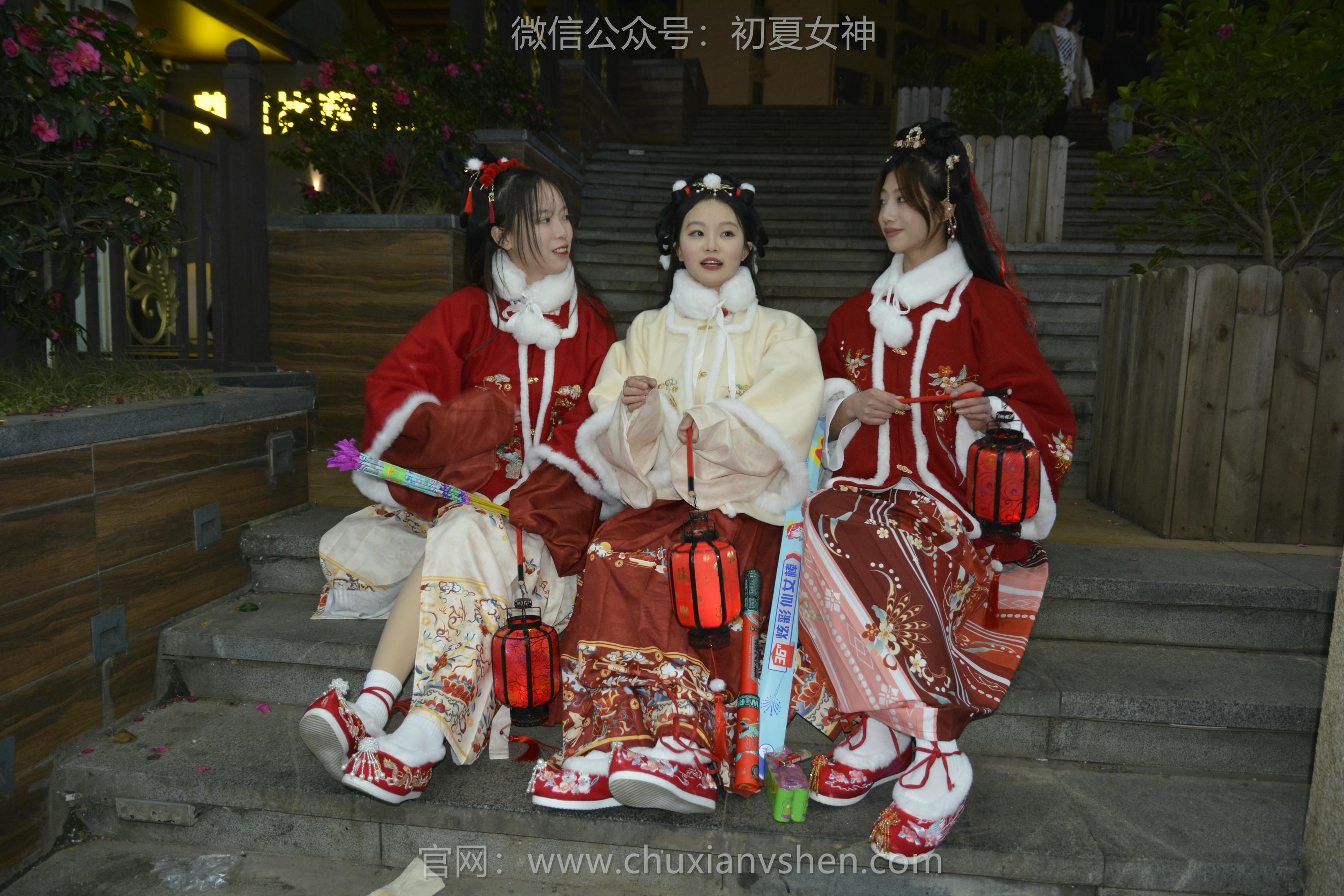 初夏女神 NO.139 双双&秀秀&情情 新年快乐[110P+1V／3.06GB]_第3集