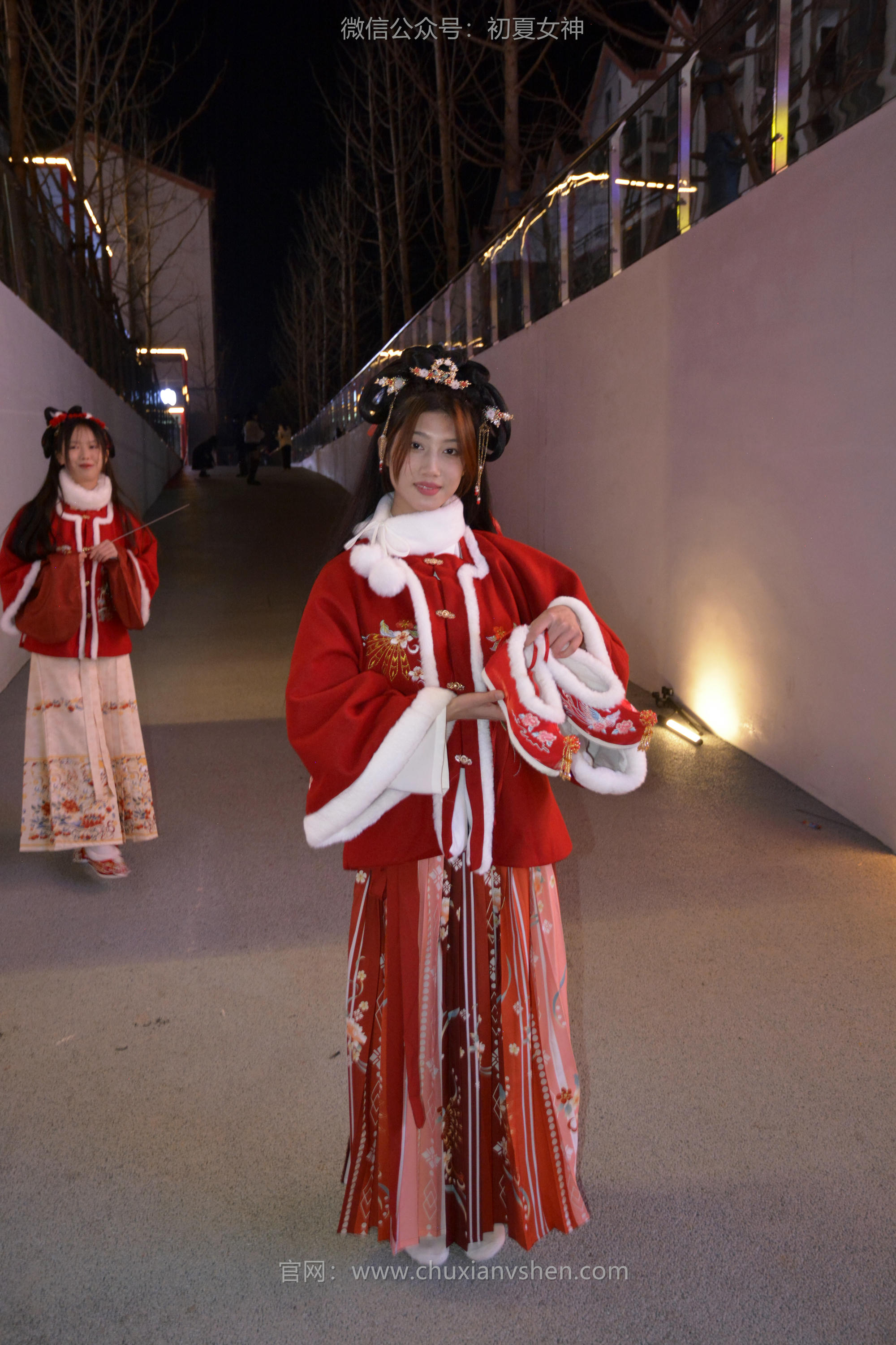 初夏女神 NO.139 双双&秀秀&情情 新年快乐[110P+1V／3.06GB]_第5集