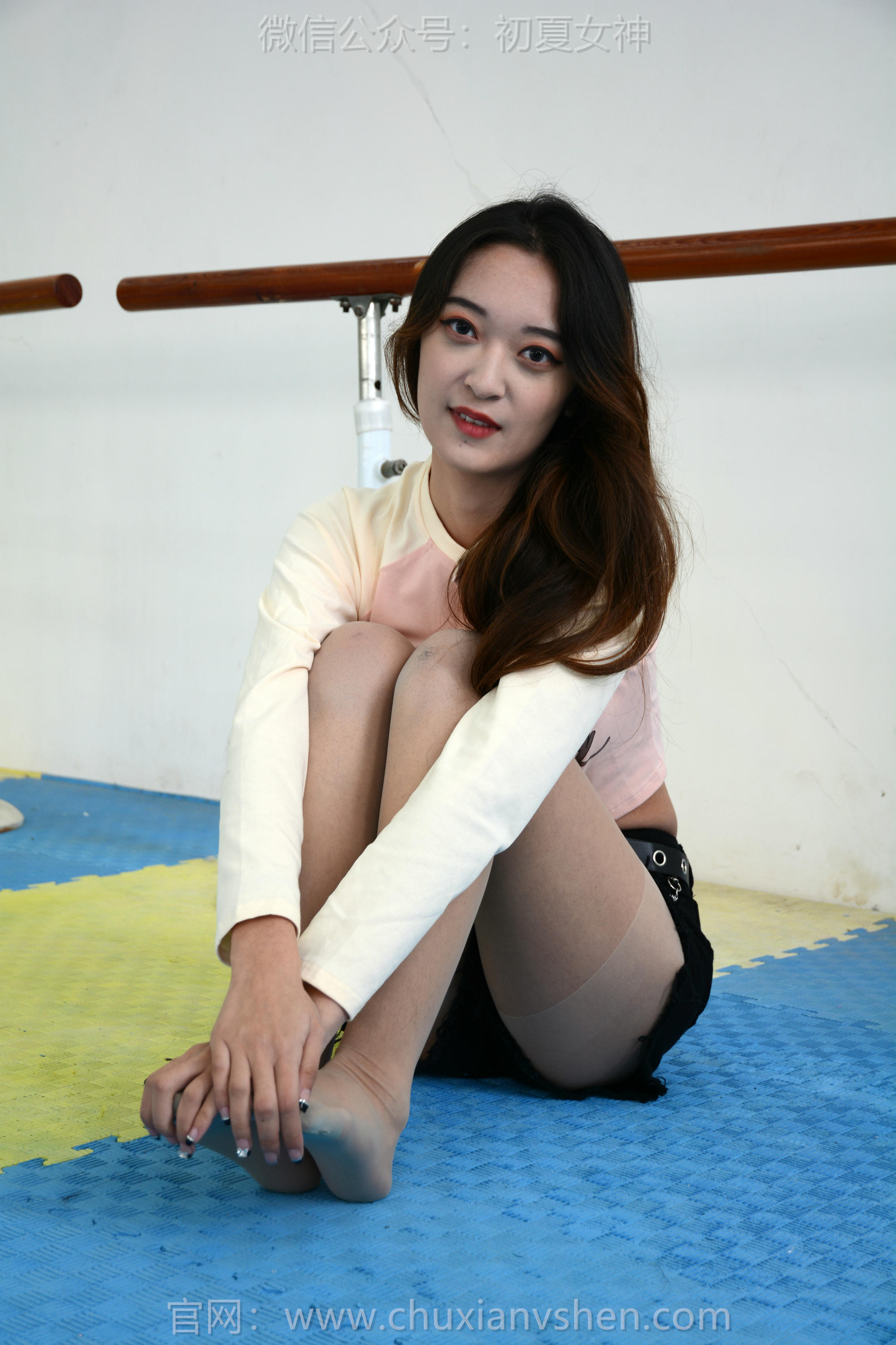 初夏女神 NO.140 依依 邻家女孩[130P+2V／3.14GB]_第6集