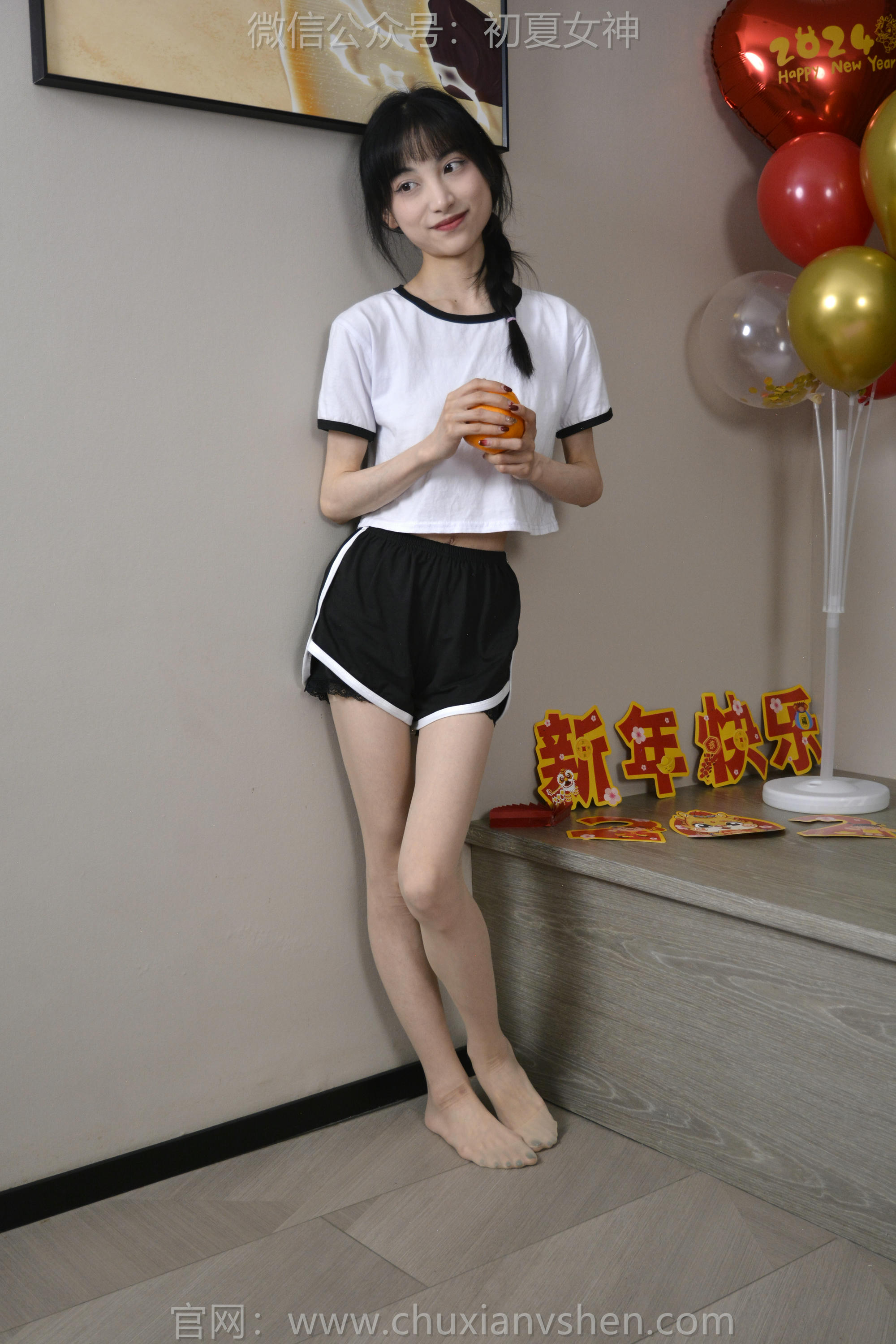 初夏女神 NO.141 柒柒 我的大嘴猴[110P+1V／3.93GB]_第6集