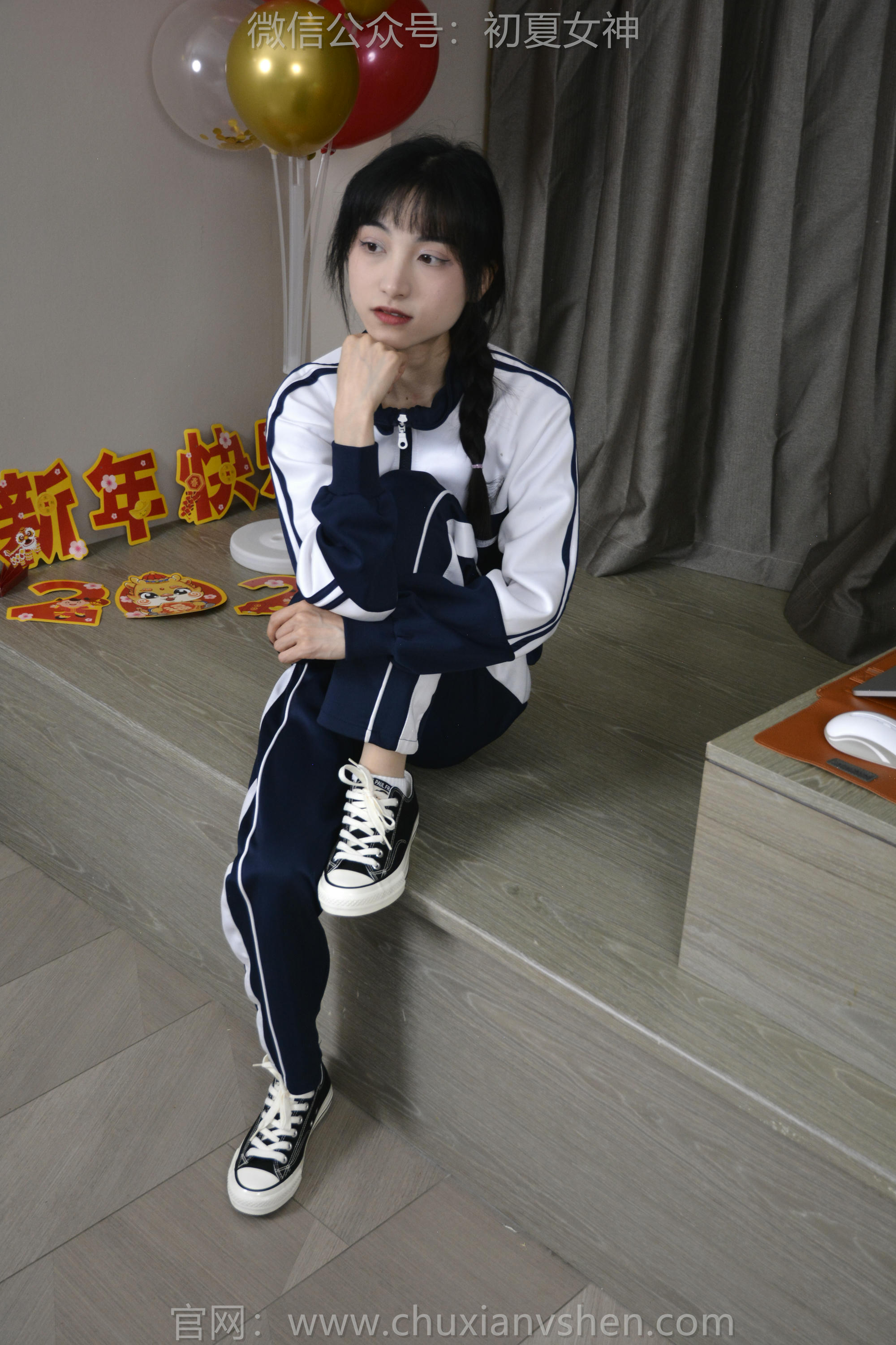 初夏女神 NO.141 柒柒 我的大嘴猴[110P+1V／3.93GB]_第2集