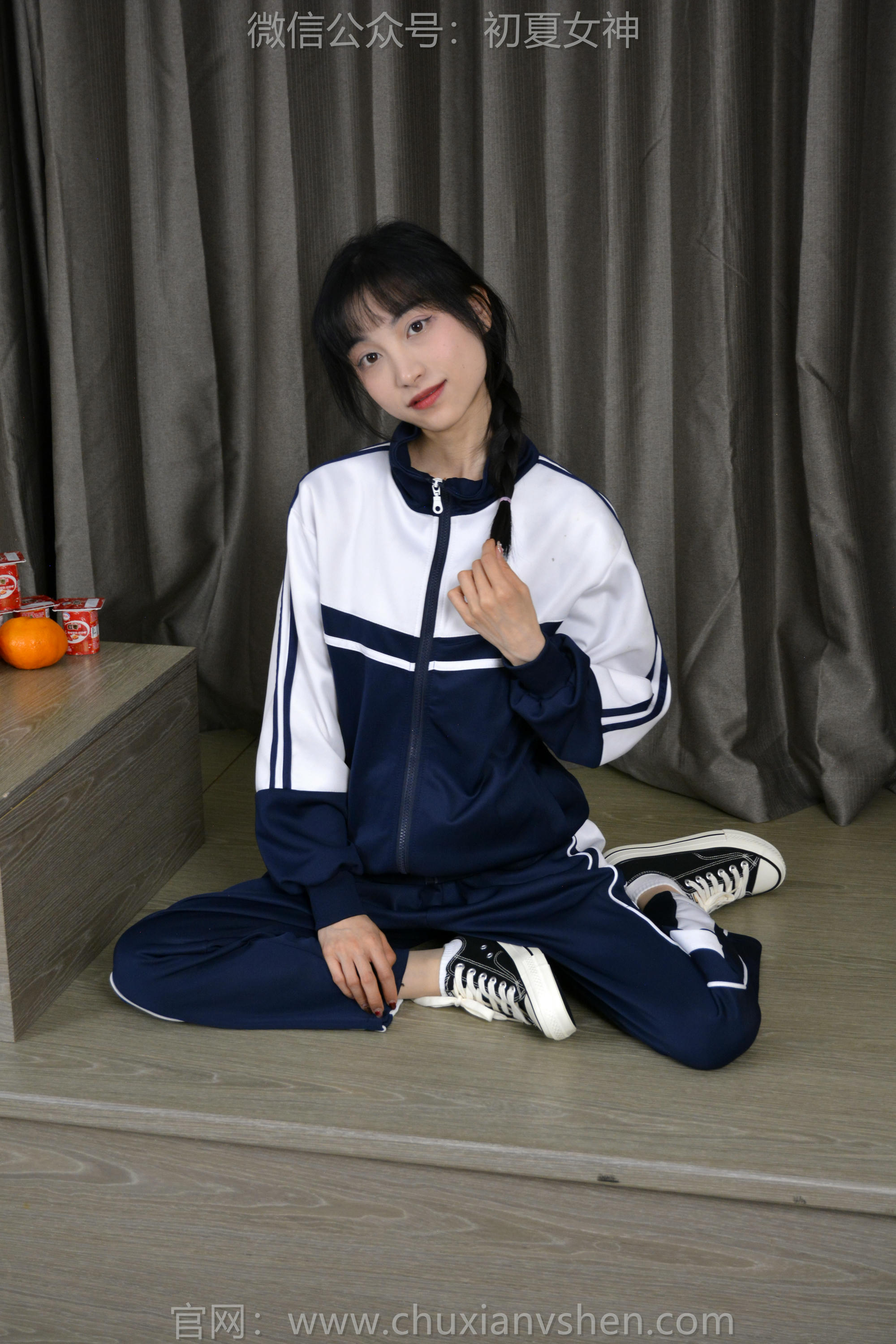 初夏女神 NO.141 柒柒 我的大嘴猴[110P+1V／3.93GB]_第2集