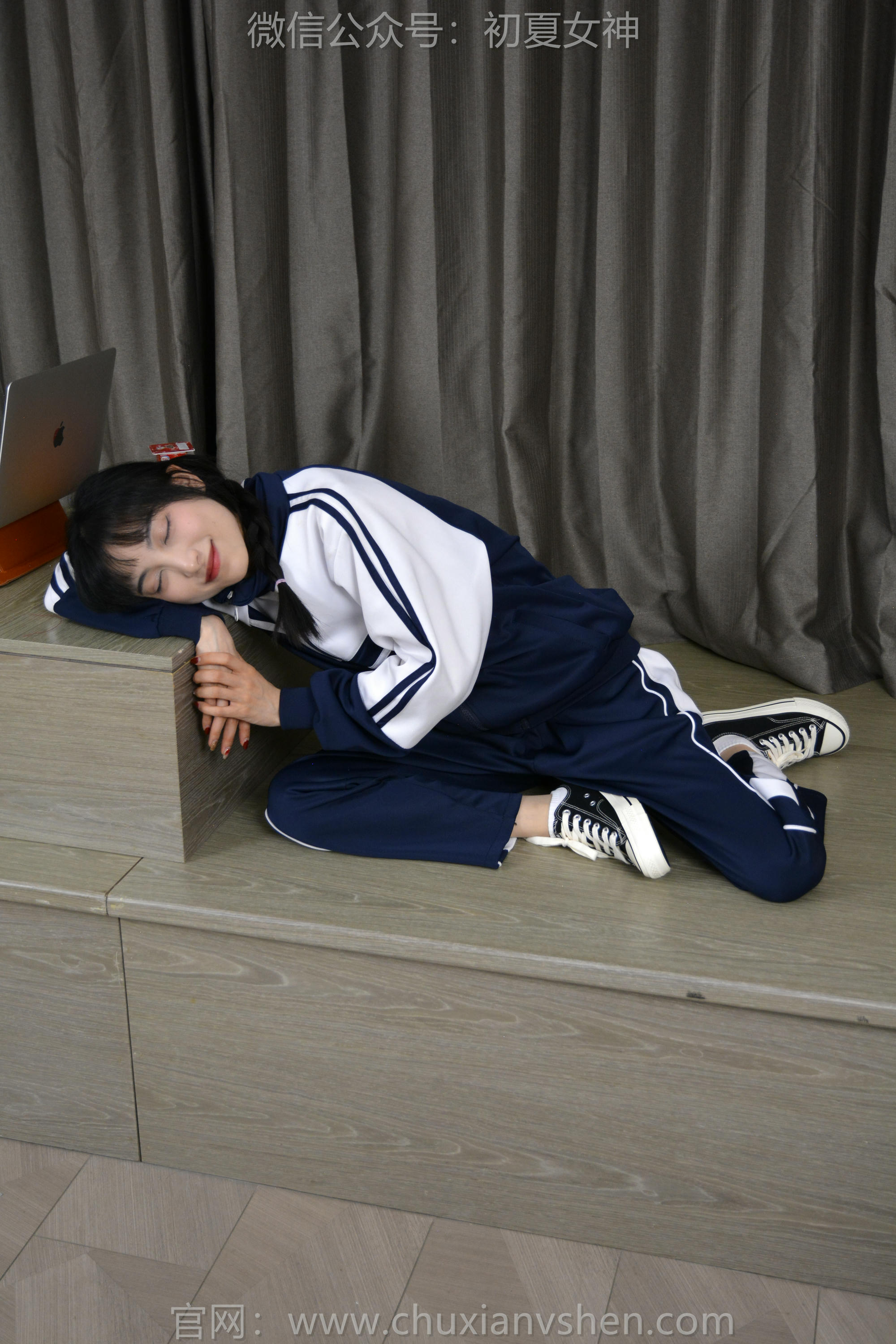 初夏女神 NO.141 柒柒 我的大嘴猴[110P+1V／3.93GB]_第2集