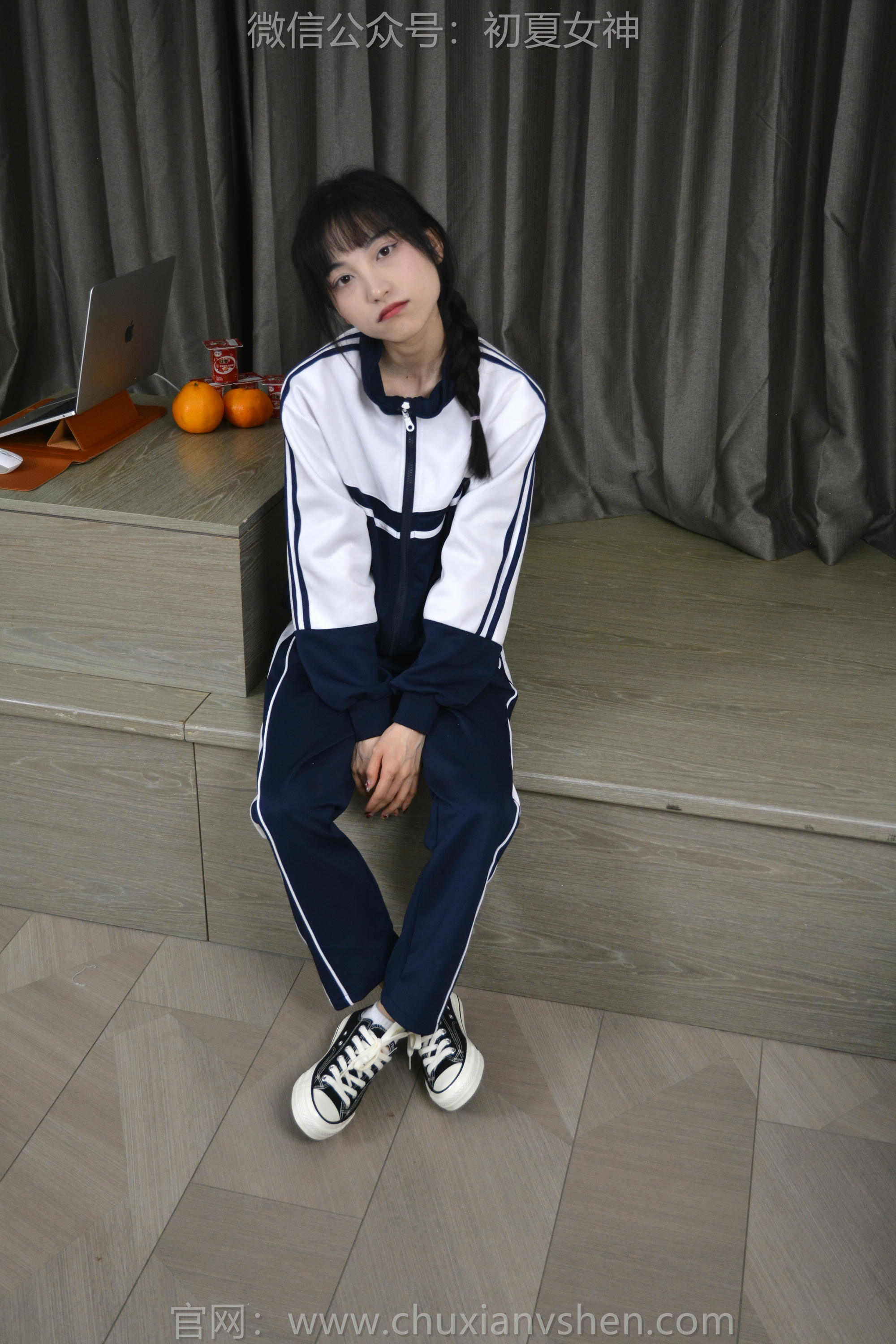 初夏女神 NO.141 柒柒 我的大嘴猴[110P+1V／3.93GB]_第2集