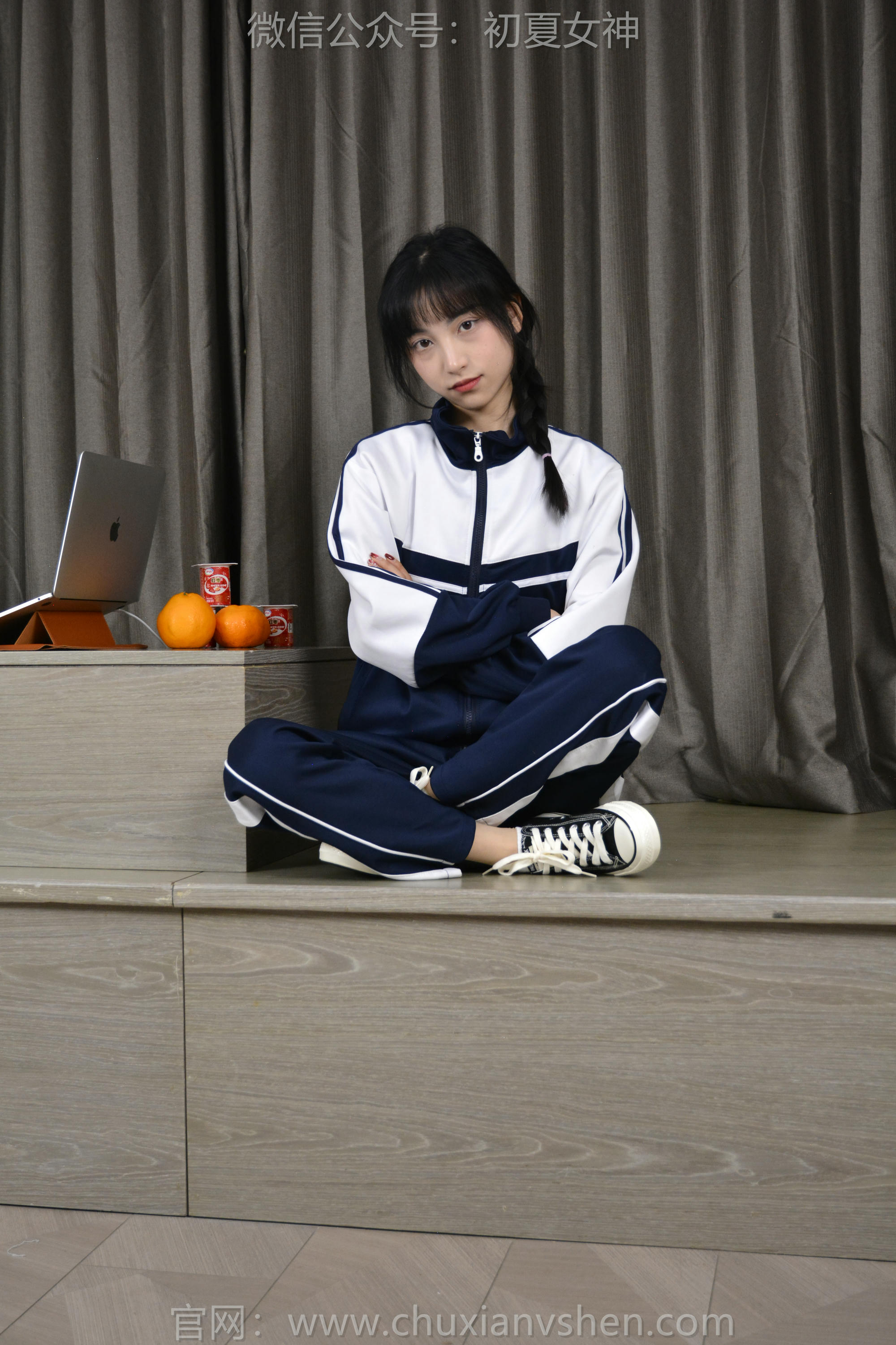 初夏女神 NO.141 柒柒 我的大嘴猴[110P+1V／3.93GB]_第2集