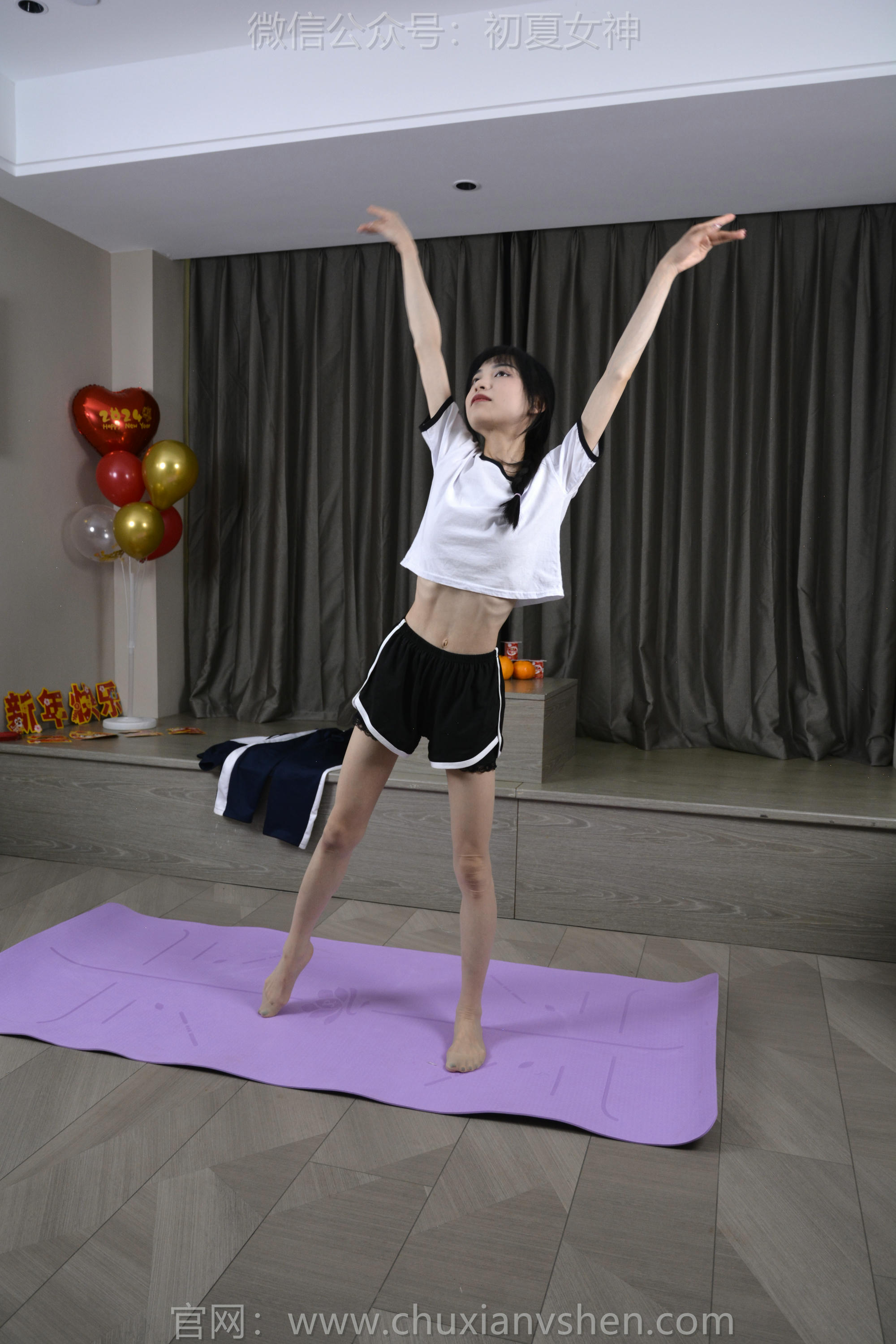 初夏女神 NO.141 柒柒 我的大嘴猴[110P+1V／3.93GB]_第3集