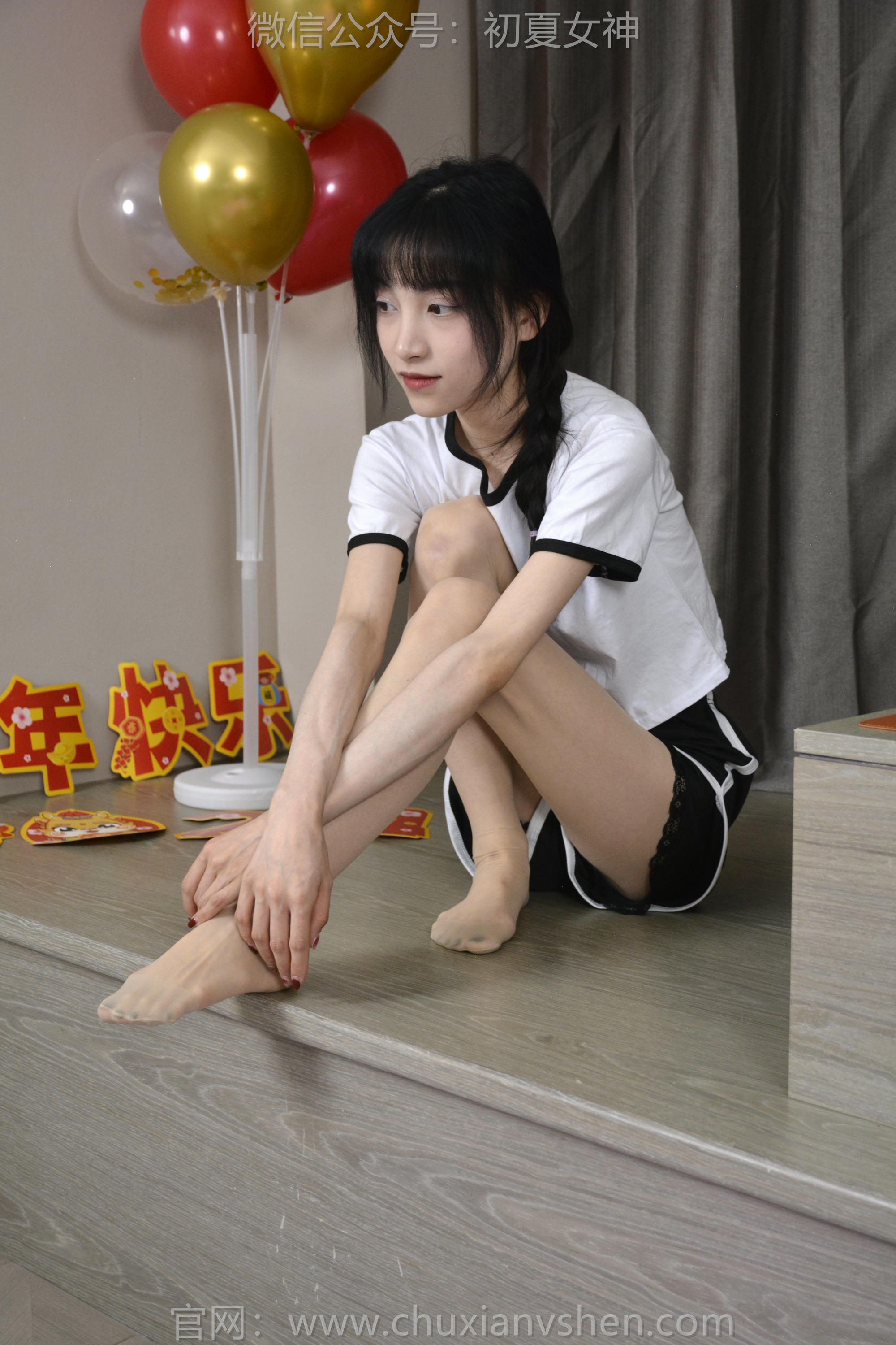 初夏女神 NO.141 柒柒 我的大嘴猴[110P+1V／3.93GB]_第4集