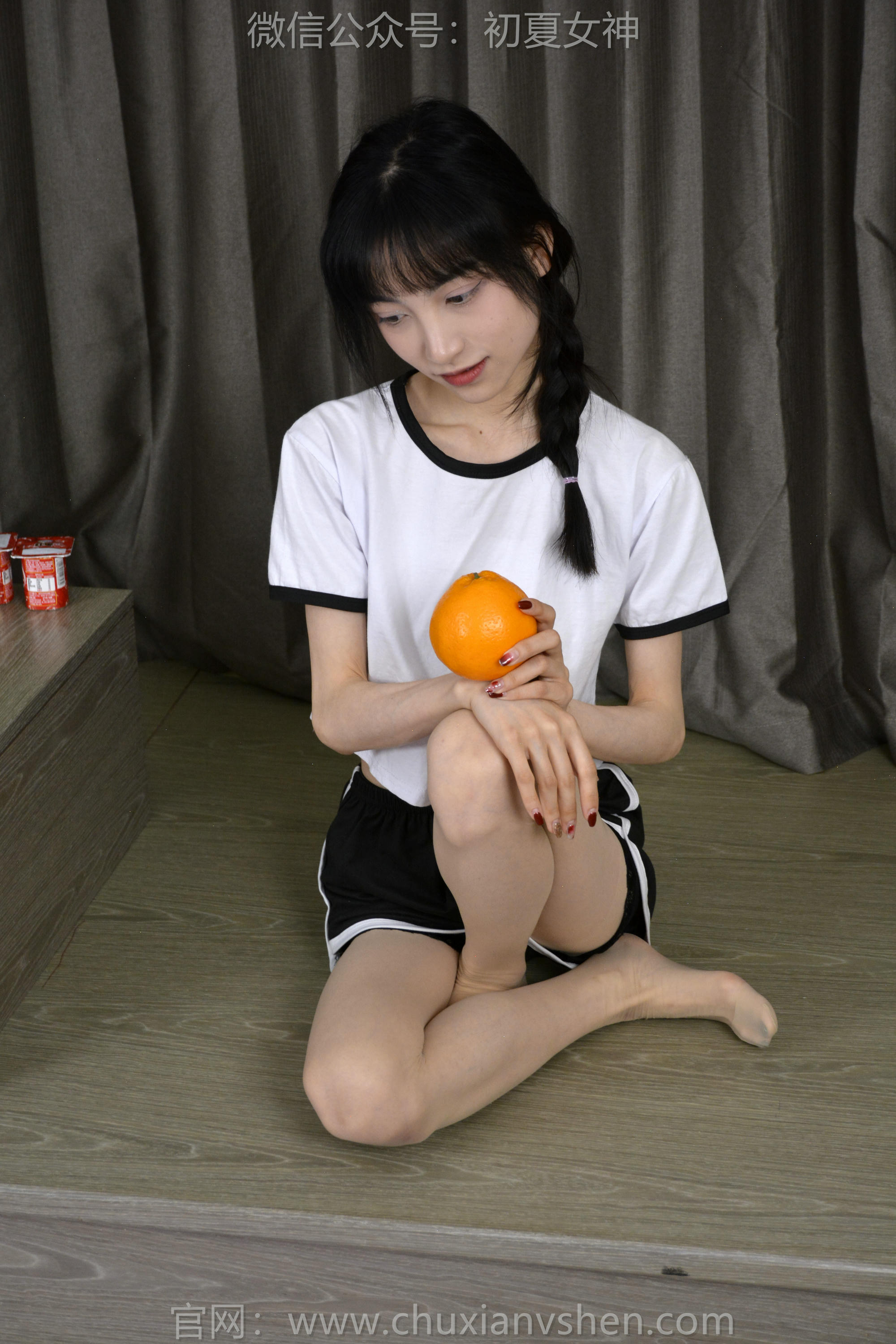 初夏女神 NO.141 柒柒 我的大嘴猴[110P+1V／3.93GB]_第5集