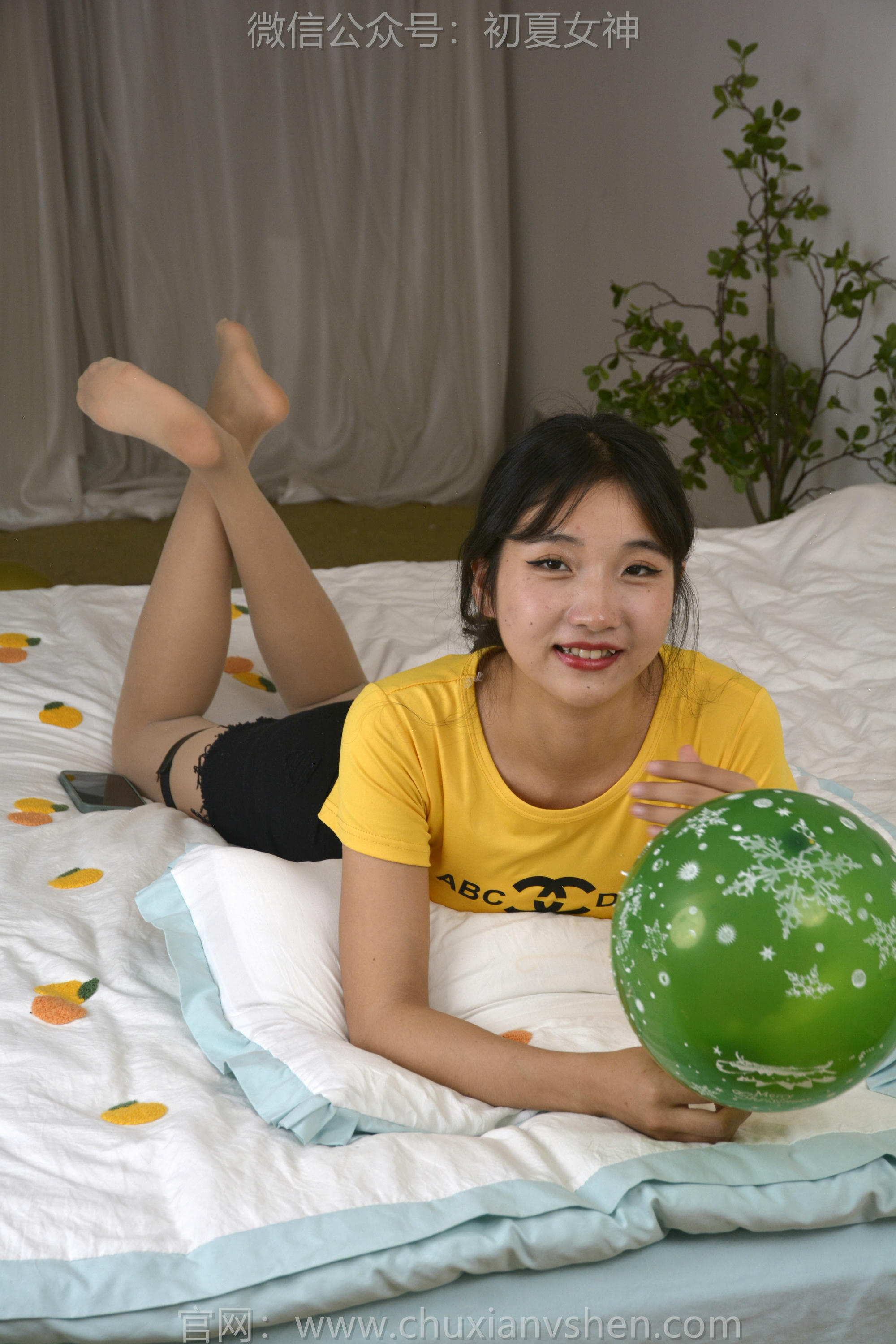 初夏女神 NO.143 点点 简约穿搭[140P+1V／9.62GB]_第6集