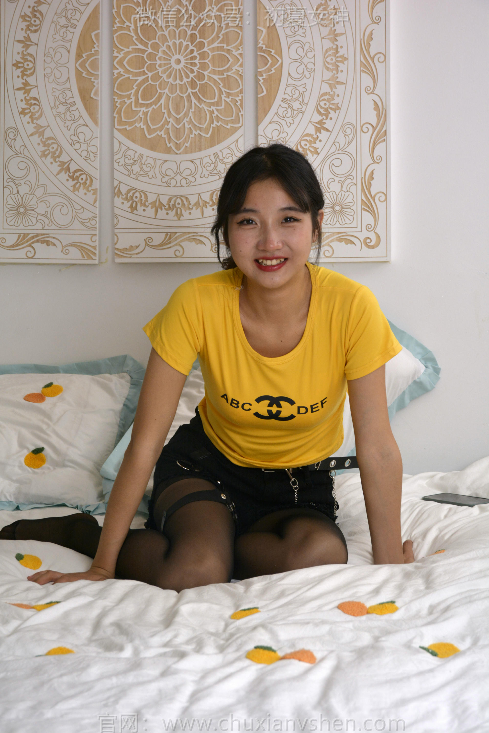 初夏女神 NO.143 点点 简约穿搭[140P+1V／9.62GB]_第1集