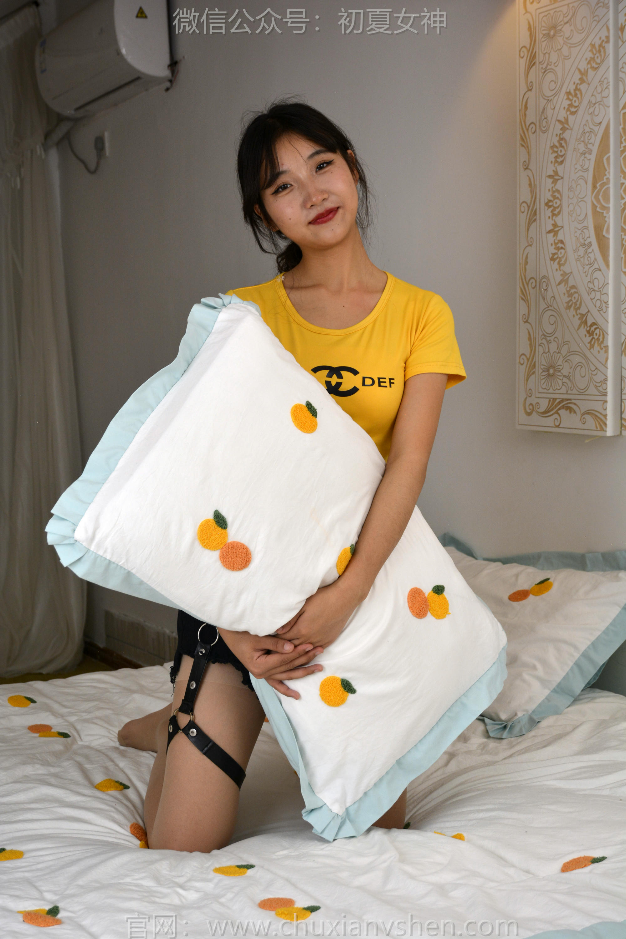 初夏女神 NO.143 点点 简约穿搭[140P+1V／9.62GB]_第5集