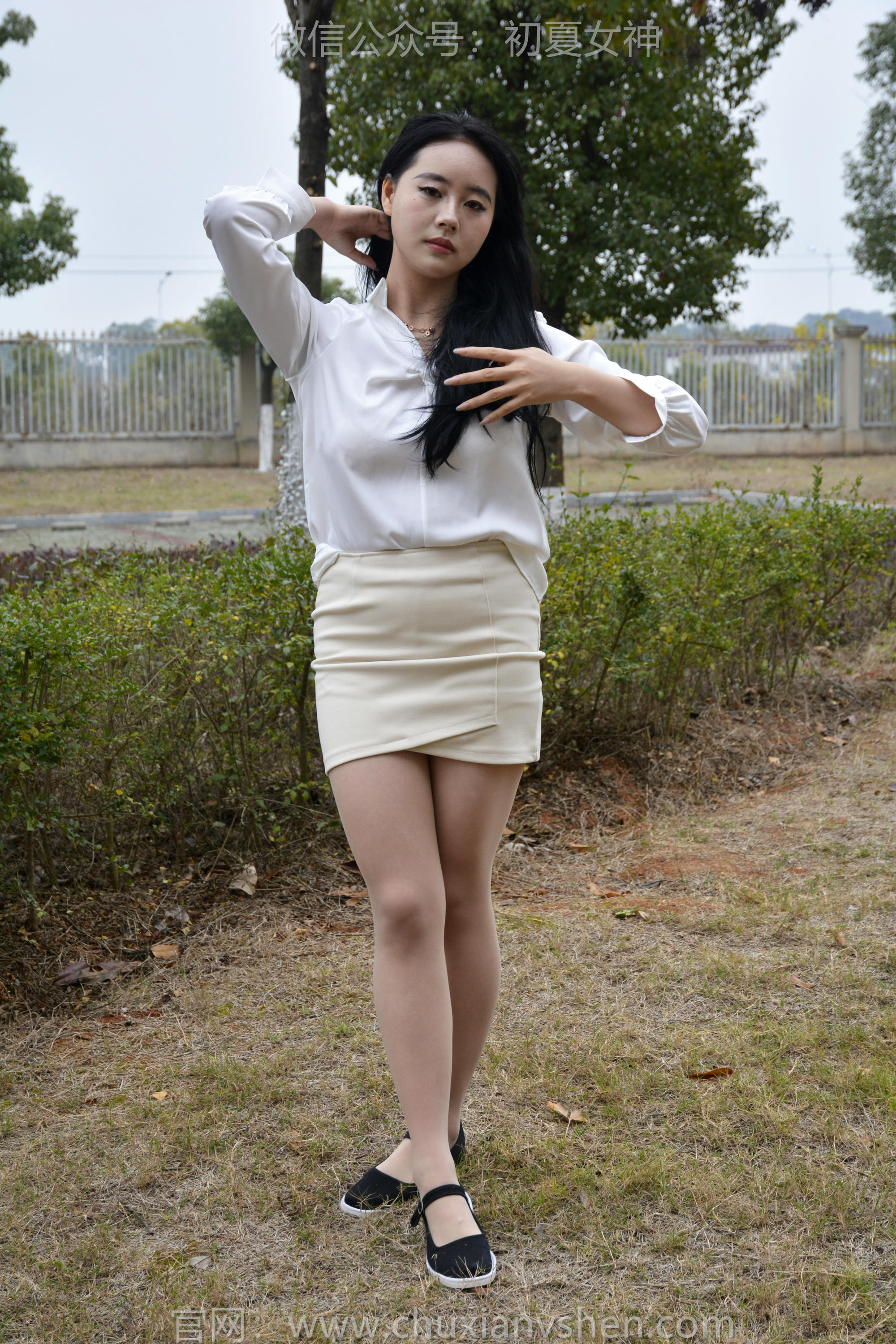 初夏女神 NO.144 小钰 炫丽布鞋[120P+1V／5.70GB]_第6集