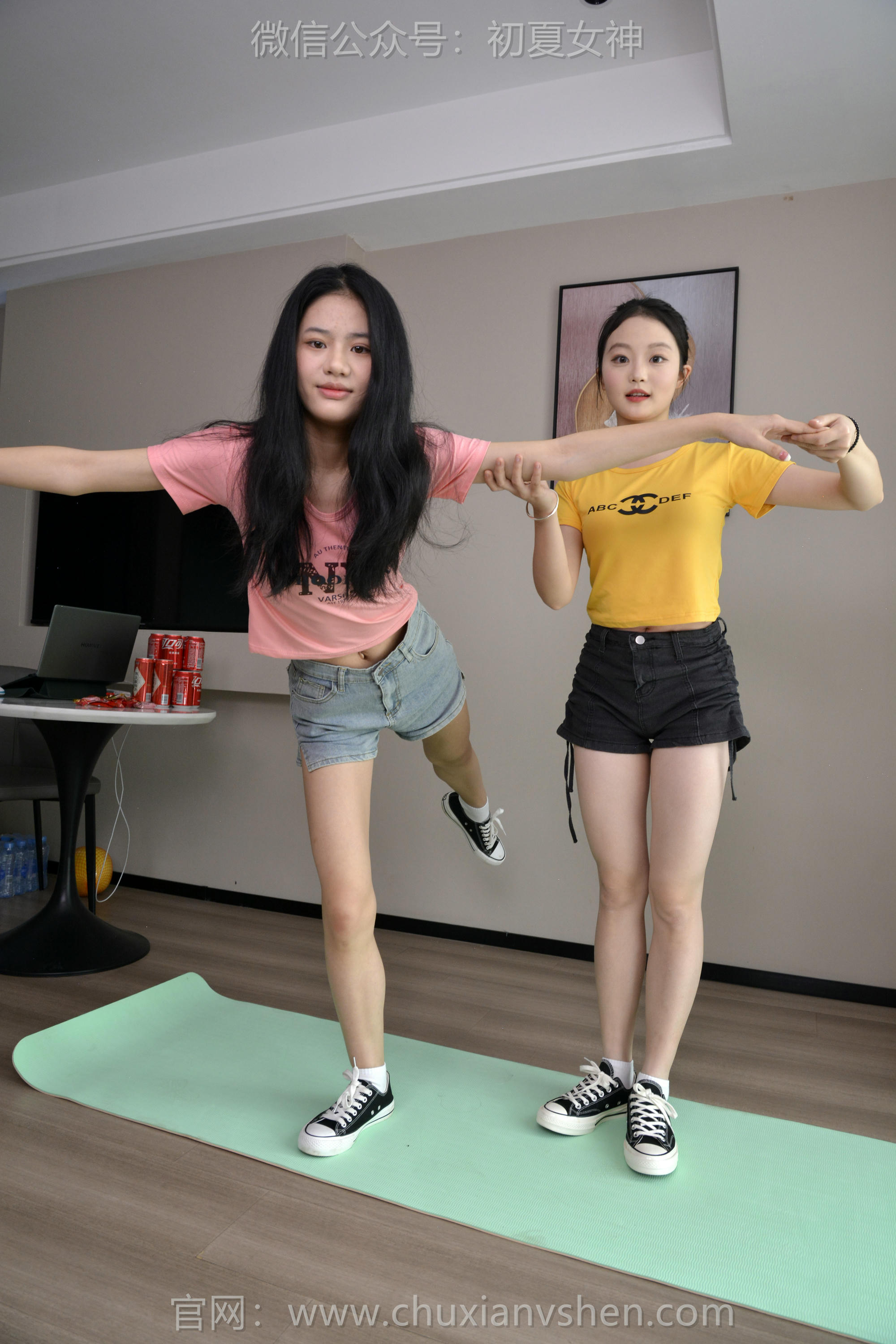 初夏女神 NO.146 双双、小序 日常拉练 [180P1V-5.85GB]_第6集