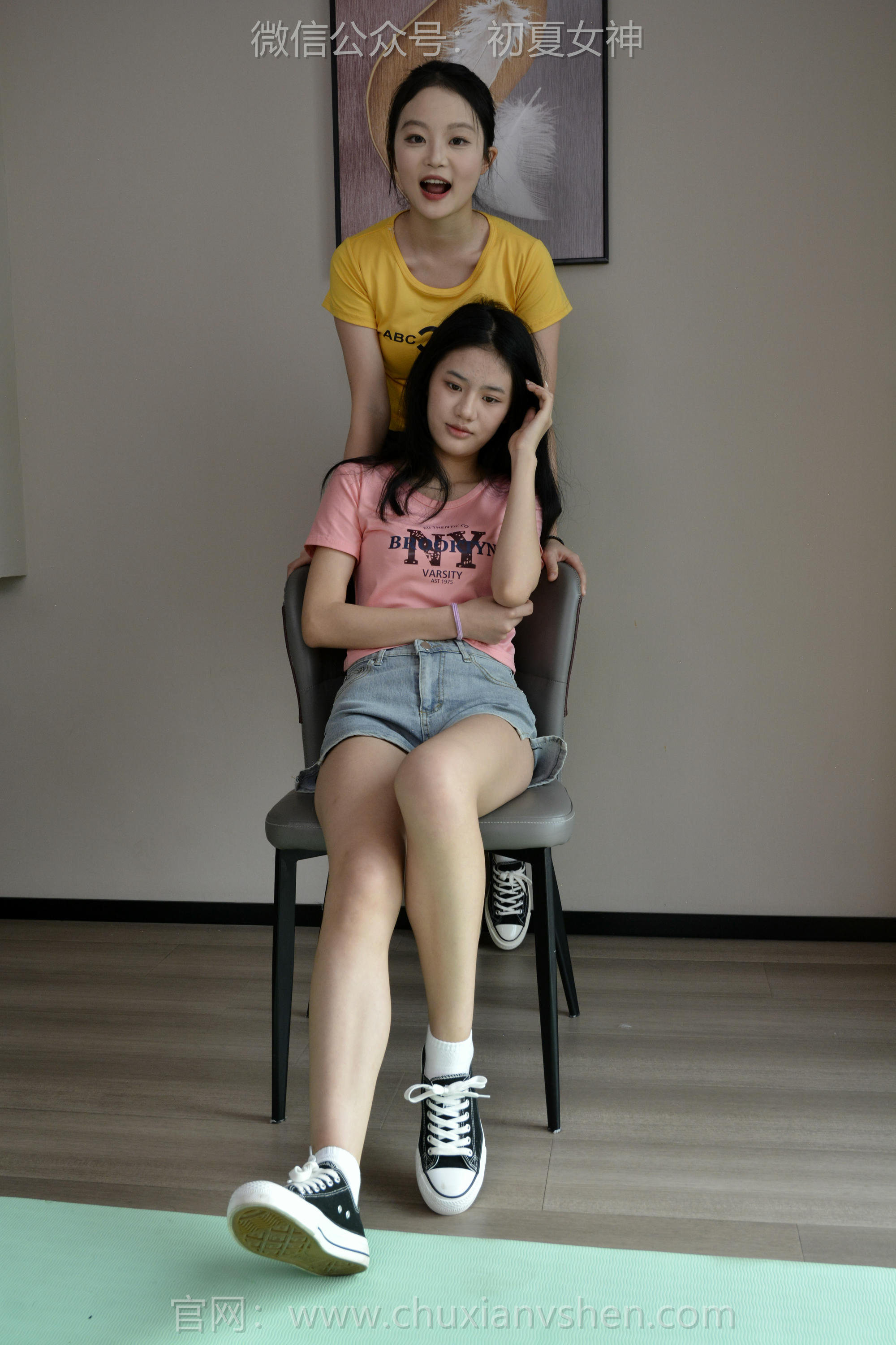 初夏女神 NO.146 双双、小序 日常拉练 [180P1V-5.85GB]_第9集