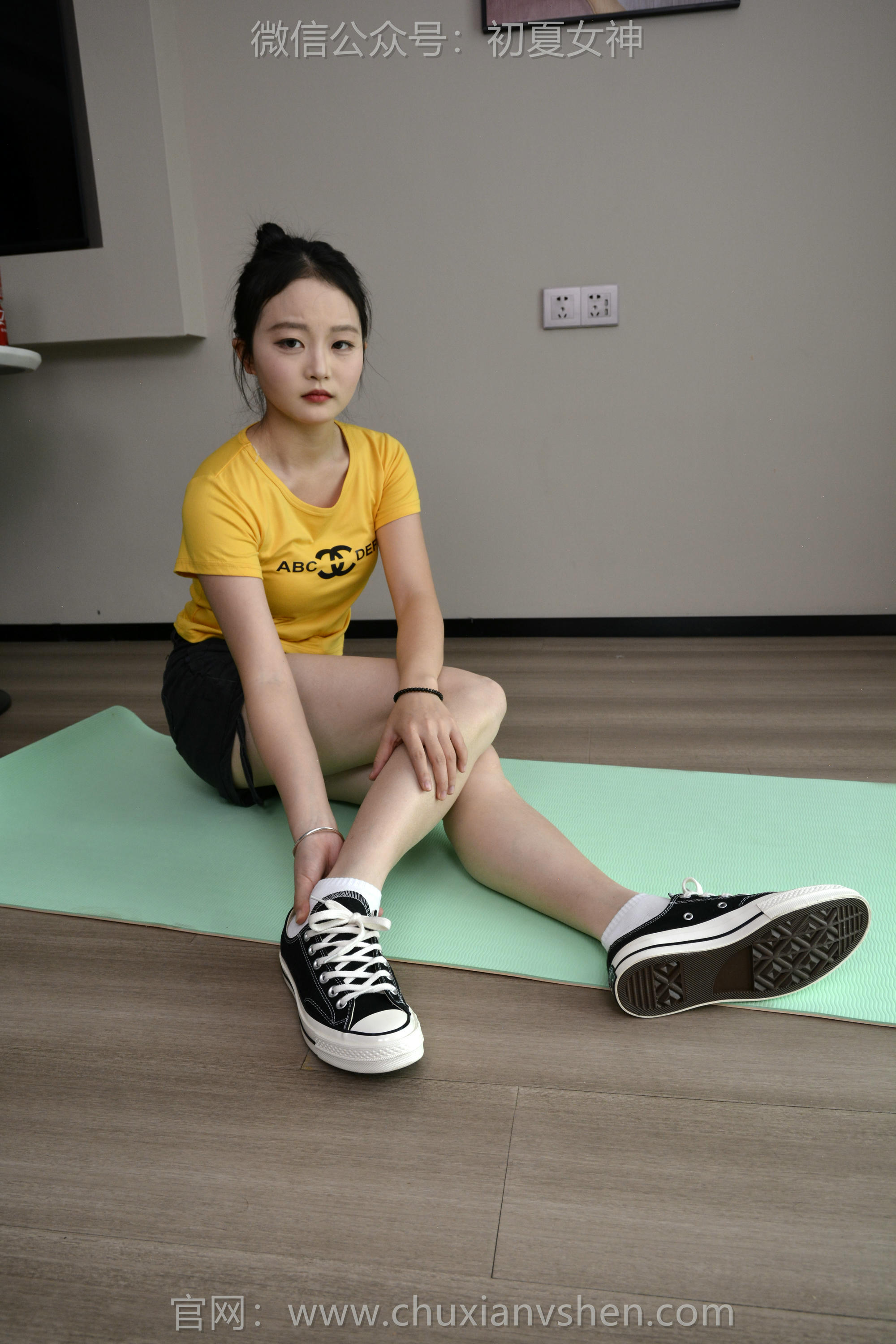 初夏女神 NO.146 双双、小序 日常拉练 [180P1V-5.85GB]_第4集