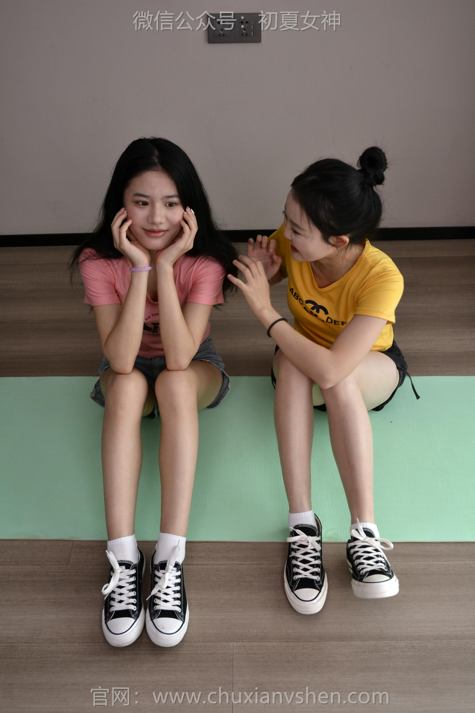 初夏女神 NO.146 双双、小序 日常拉练 [180P1V-5.85GB]_第5集