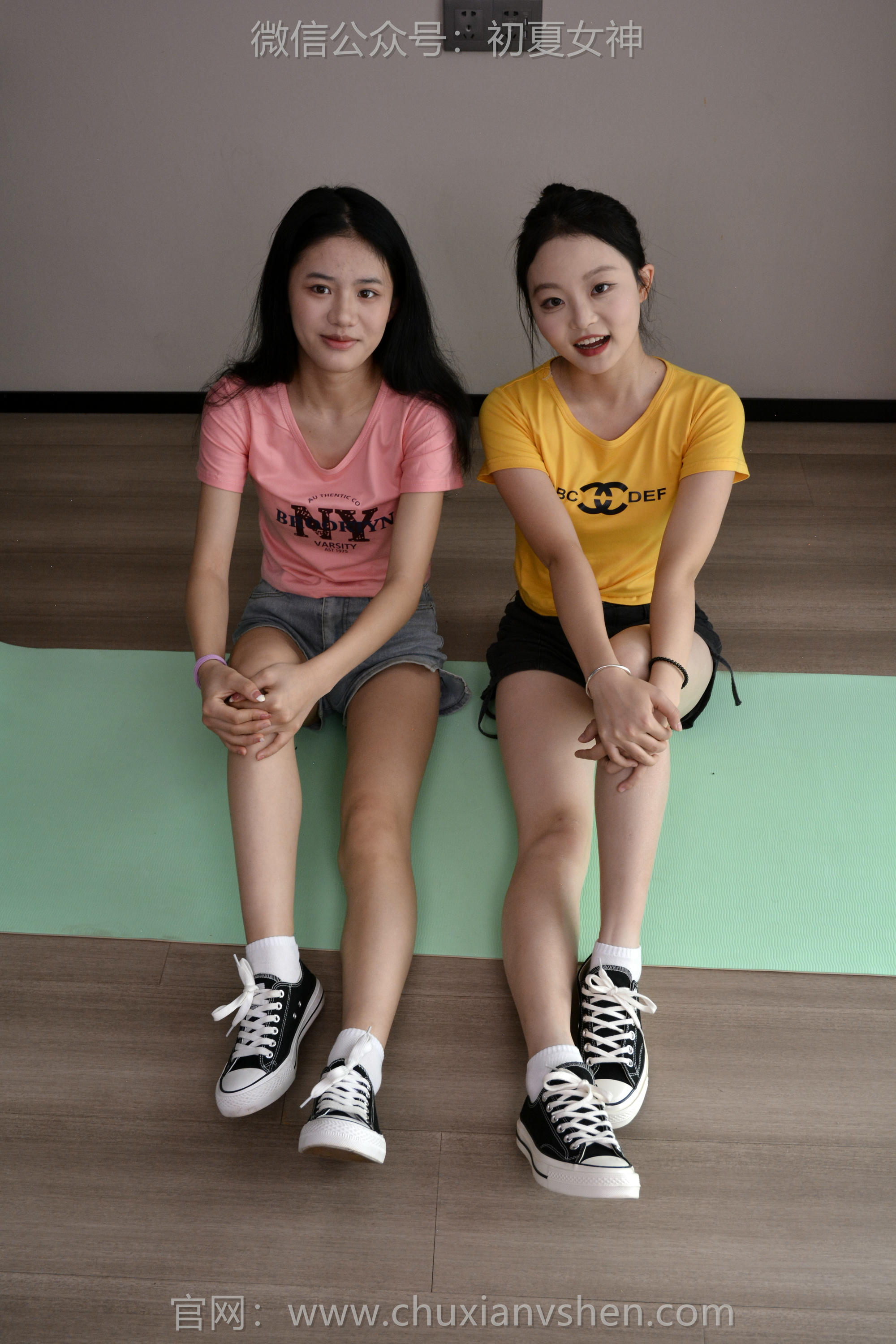 初夏女神 NO.146 双双、小序 日常拉练 [180P1V-5.85GB]_第5集