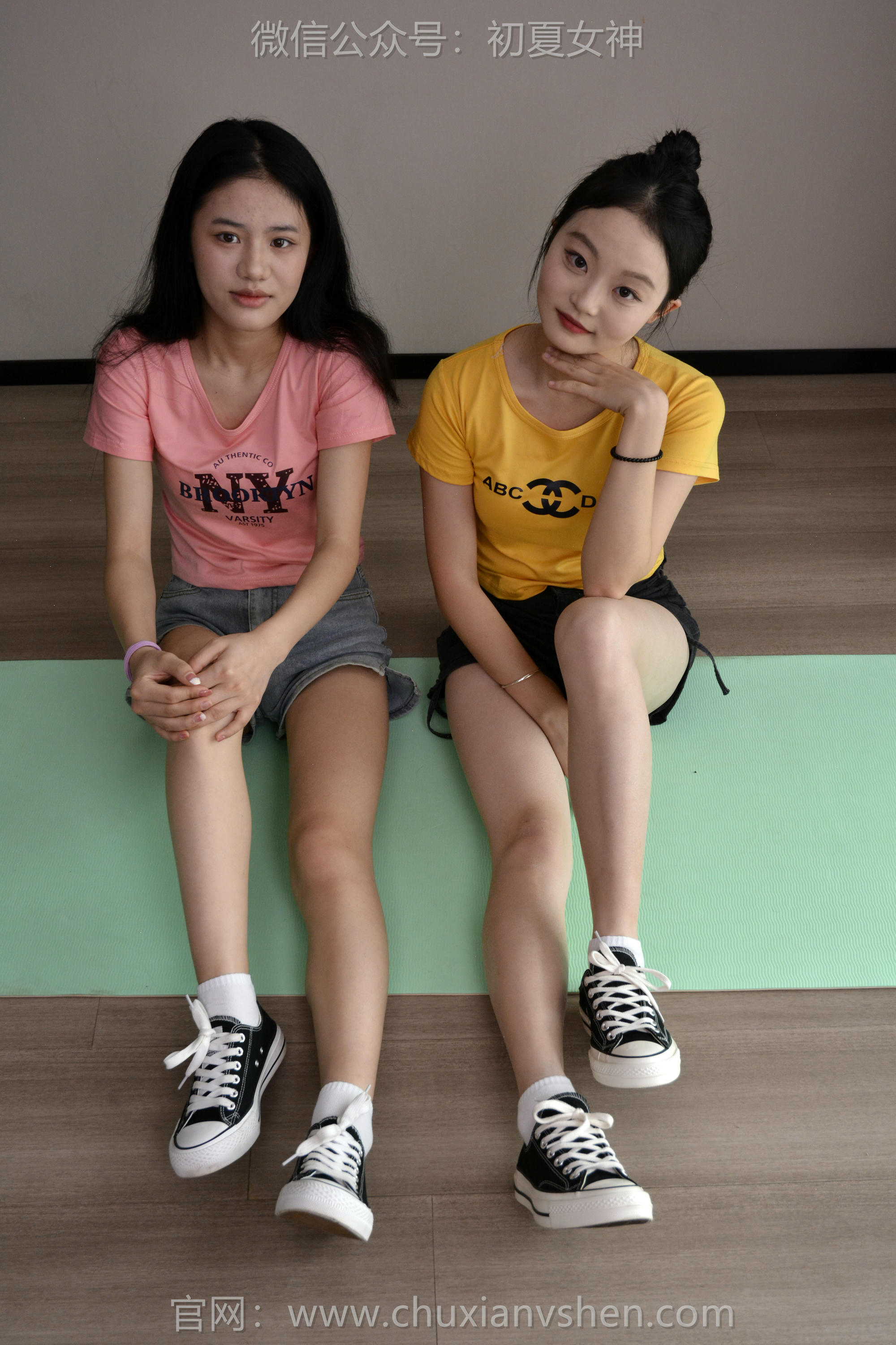 初夏女神 NO.146 双双、小序 日常拉练 [180P1V-5.85GB]_第5集