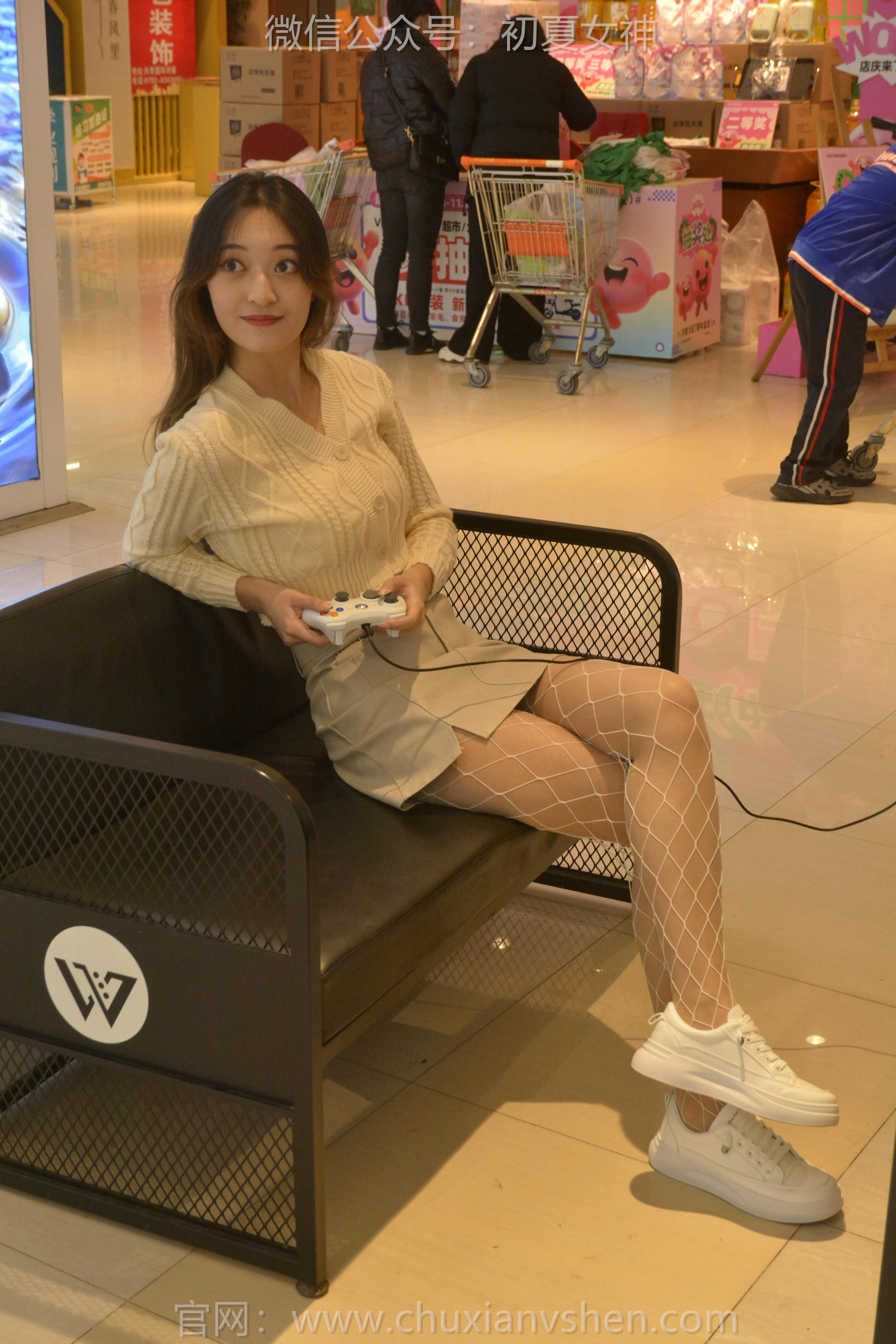 初夏女神 NO.147 依依 温文尔雅 [140P1V-5.26GB]_第6集