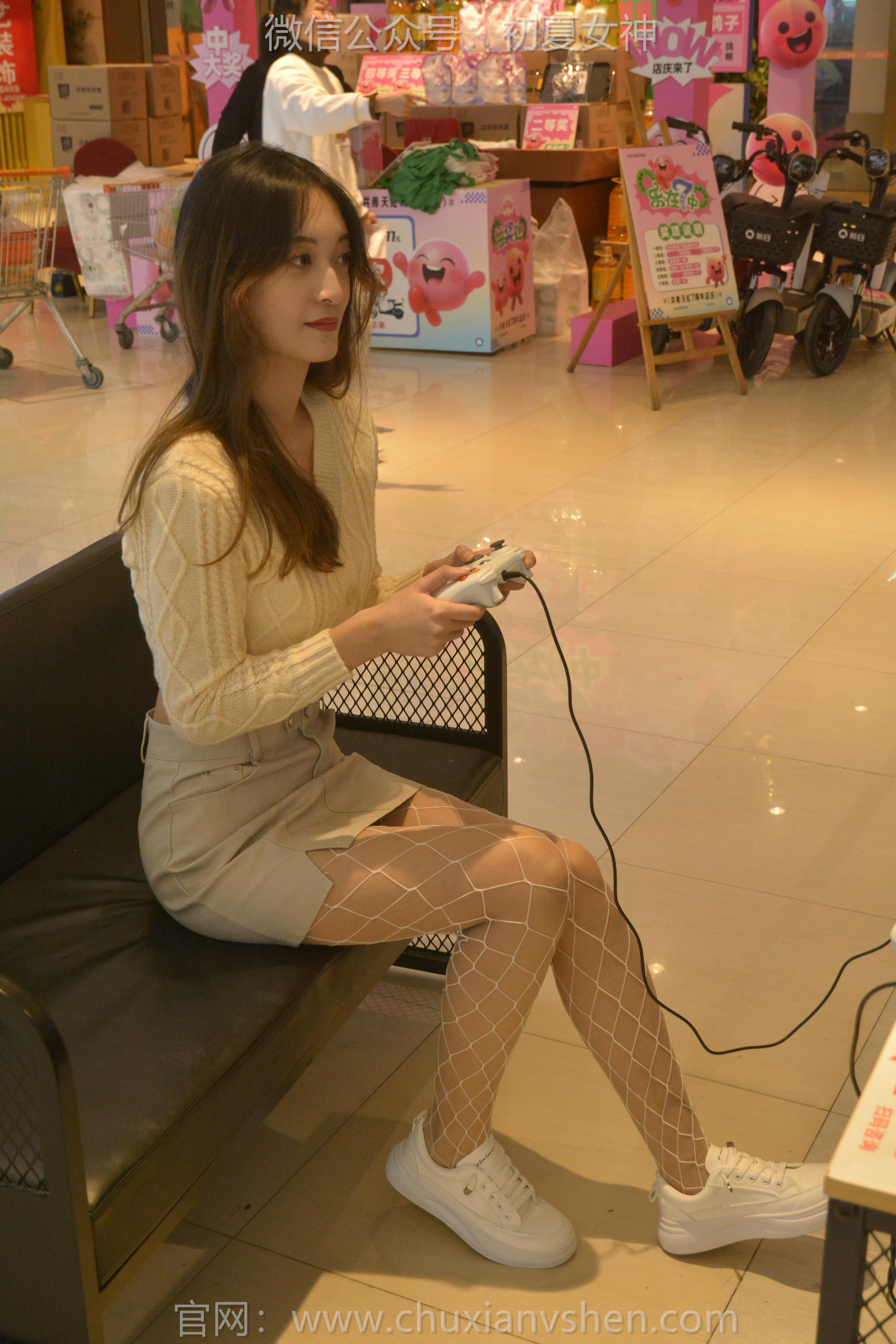 初夏女神 NO.147 依依 温文尔雅 [140P1V-5.26GB]_第5集