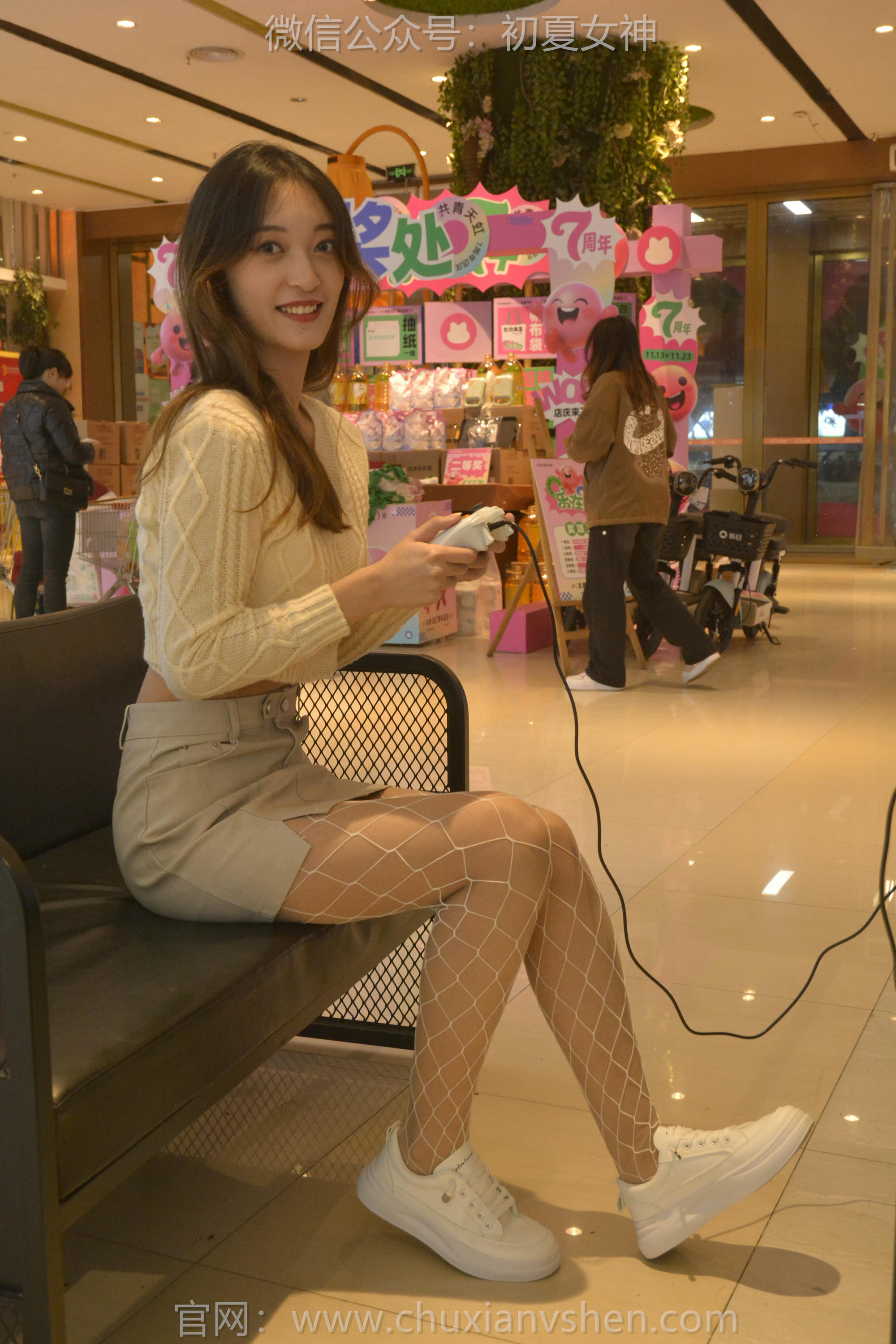 初夏女神 NO.147 依依 温文尔雅 [140P1V-5.26GB]_第5集