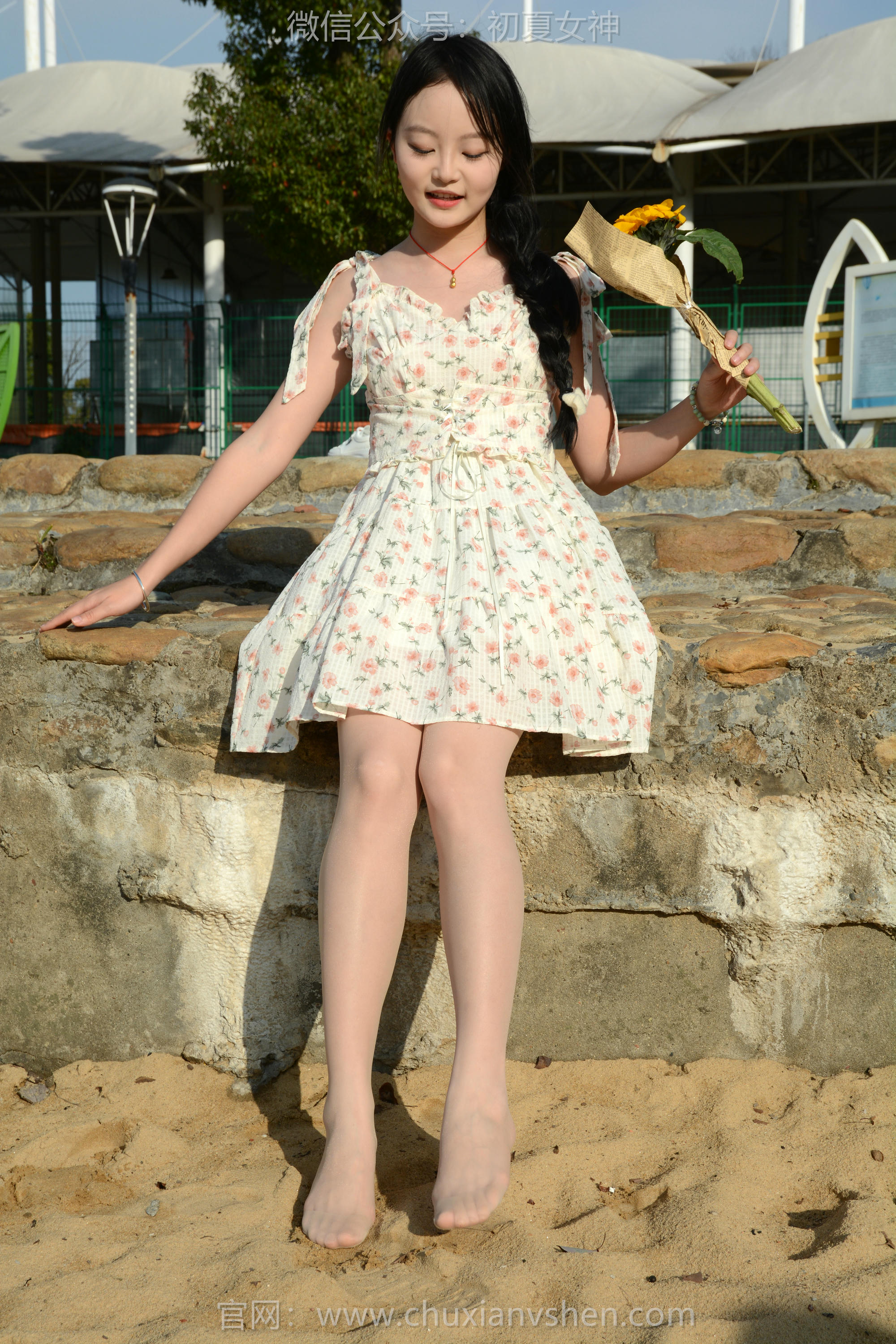 初夏女神 NO.150 双双 迎春碎花裙 [140P1V-5.68GB]_第7集