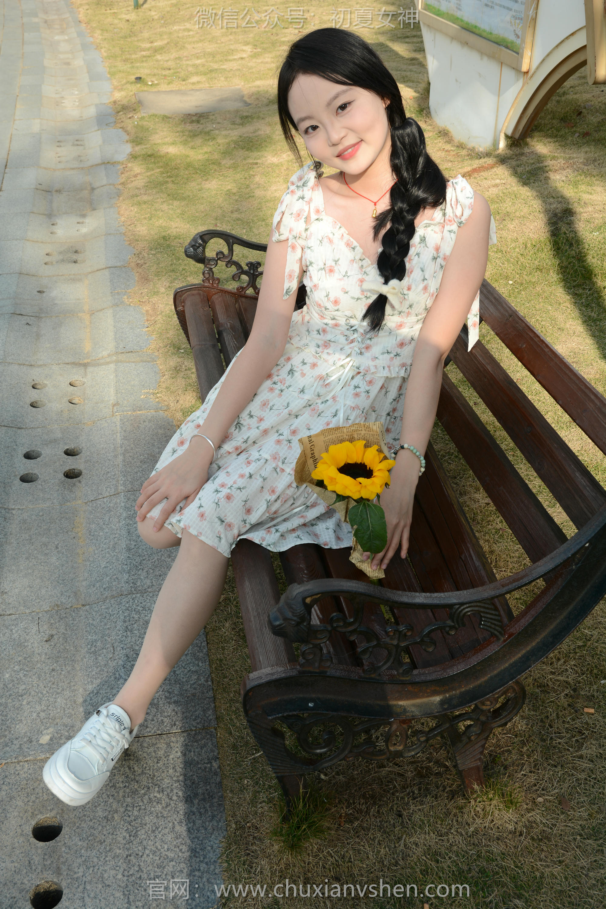 初夏女神 NO.150 双双 迎春碎花裙 [140P1V-5.68GB]_第1集