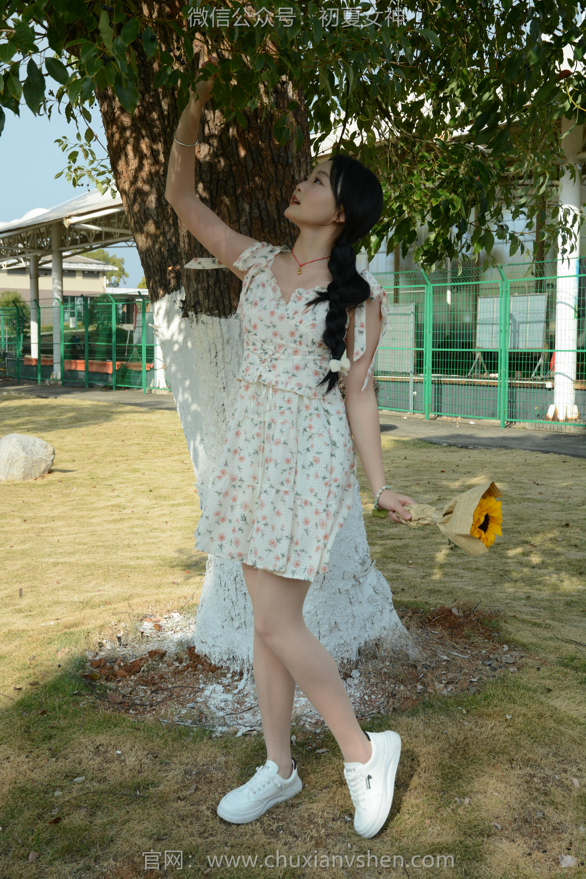 初夏女神 NO.150 双双 迎春碎花裙 [140P1V-5.68GB]_第2集