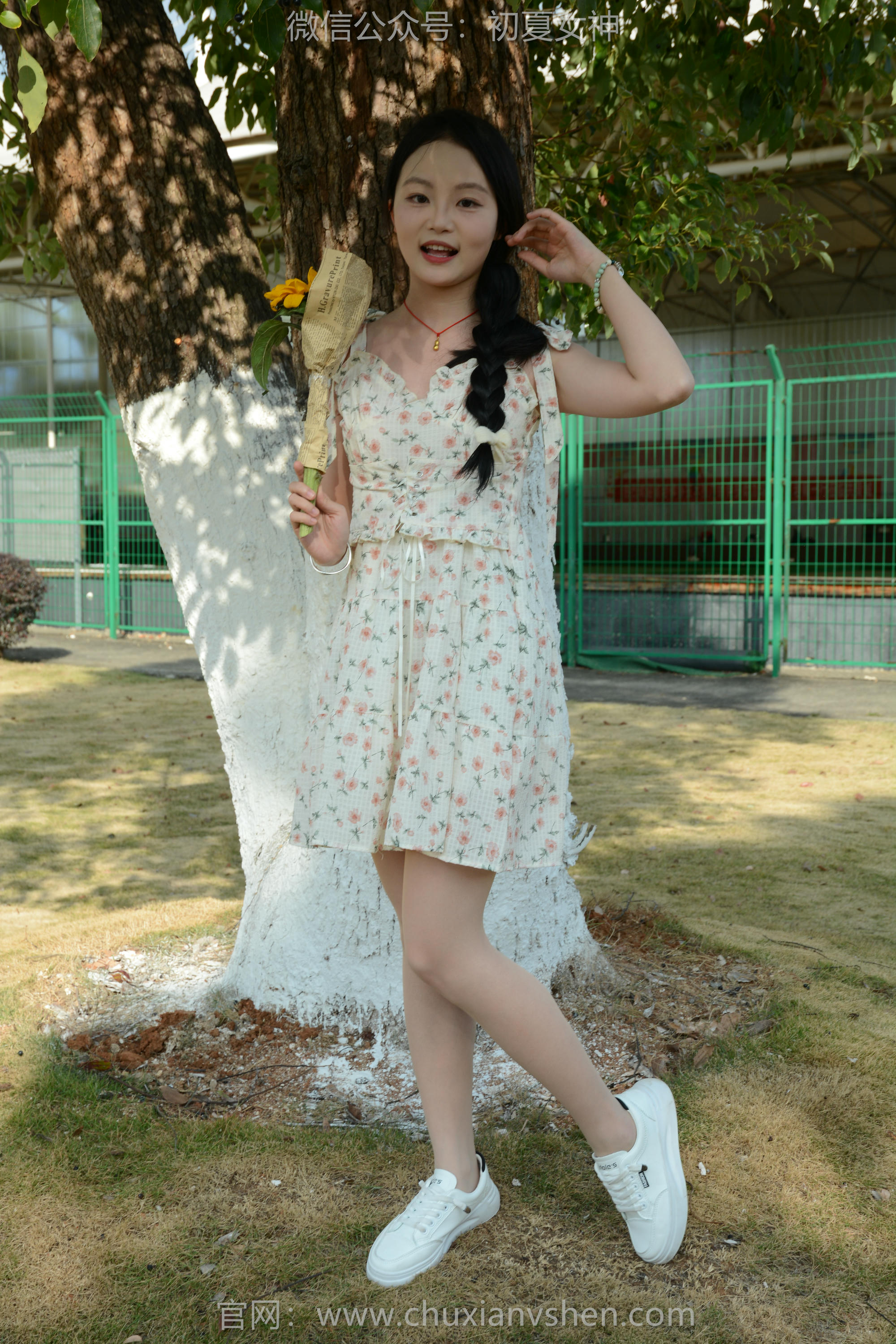 初夏女神 NO.150 双双 迎春碎花裙 [140P1V-5.68GB]_第2集