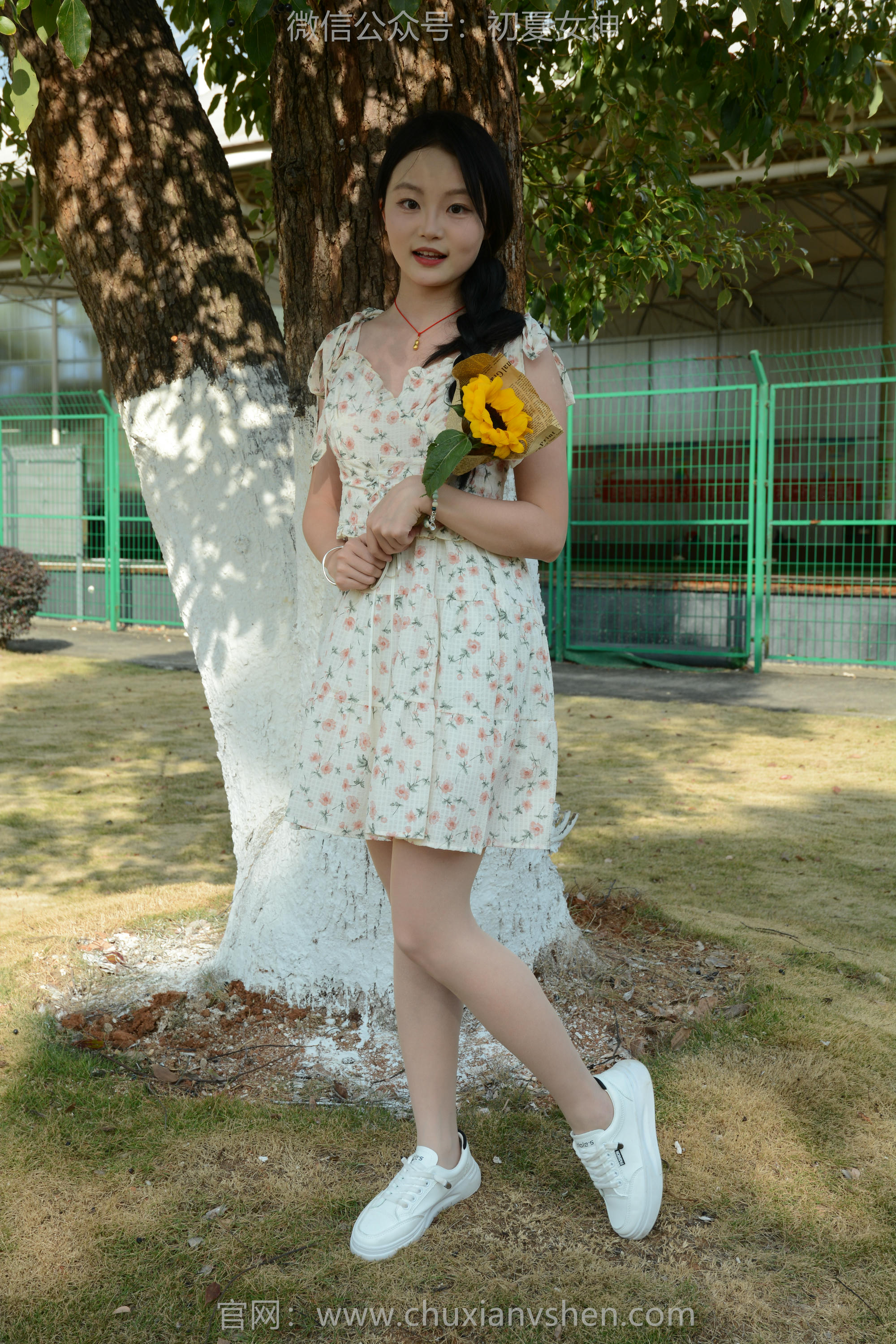 初夏女神 NO.150 双双 迎春碎花裙 [140P1V-5.68GB]_第2集