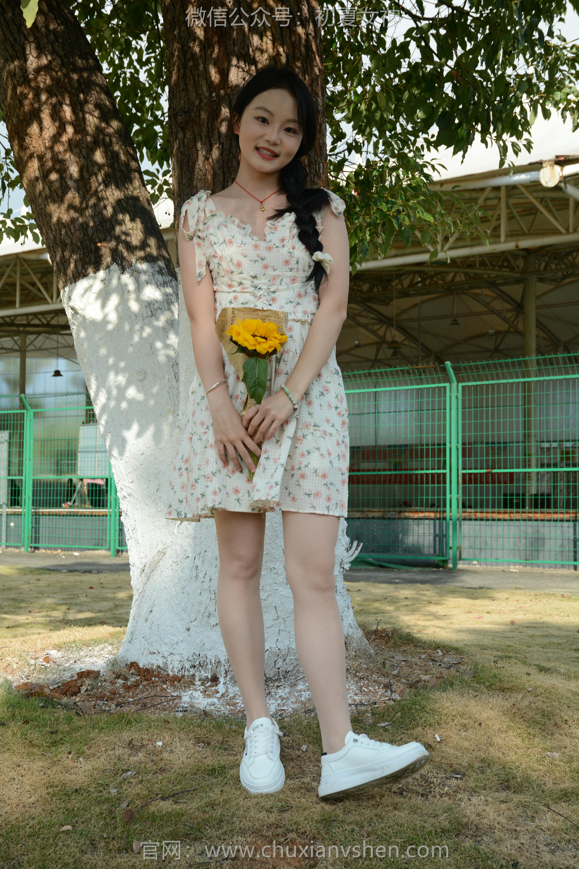 初夏女神 NO.150 双双 迎春碎花裙 [140P1V-5.68GB]_第2集