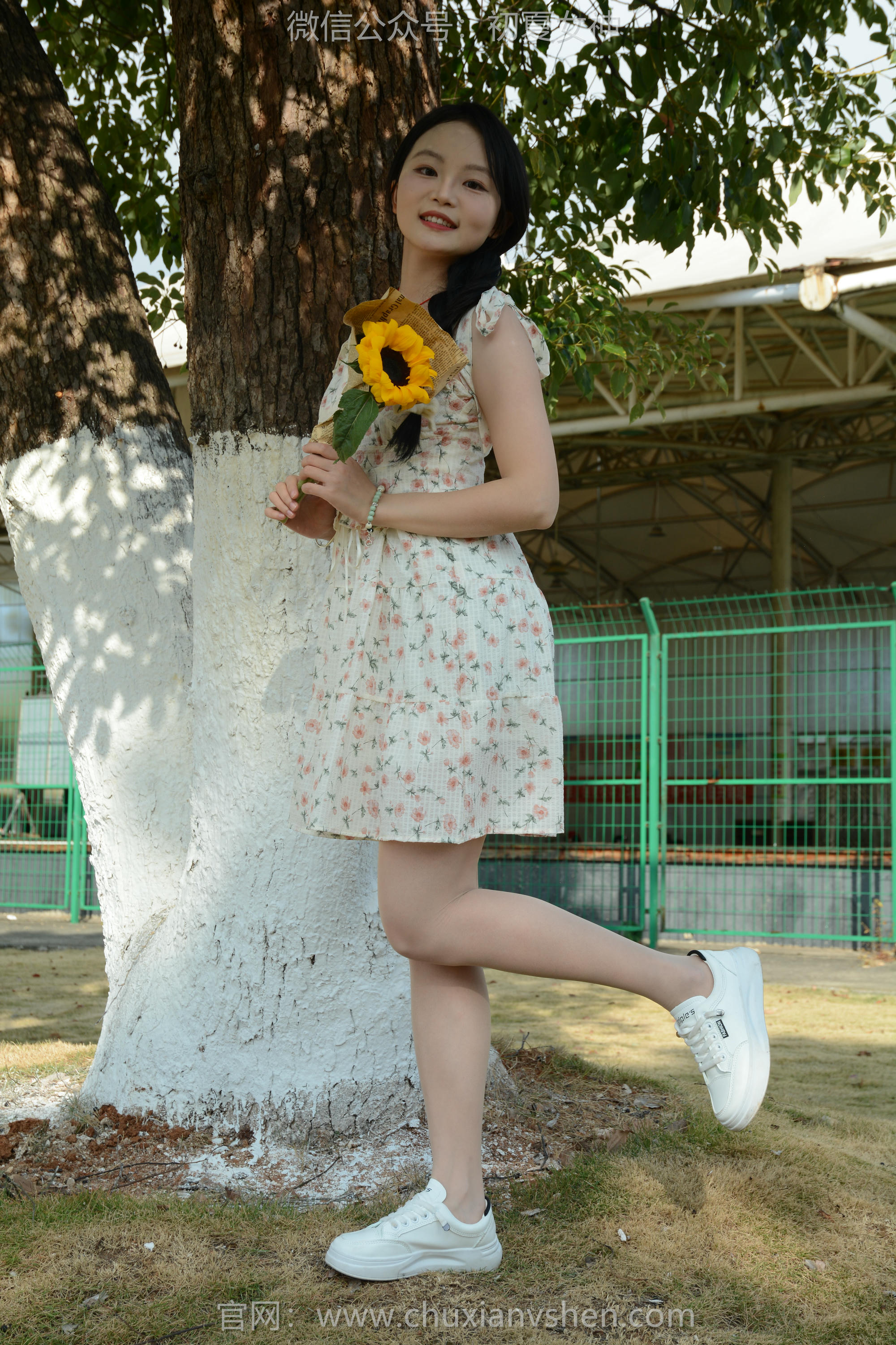 初夏女神 NO.150 双双 迎春碎花裙 [140P1V-5.68GB]_第2集