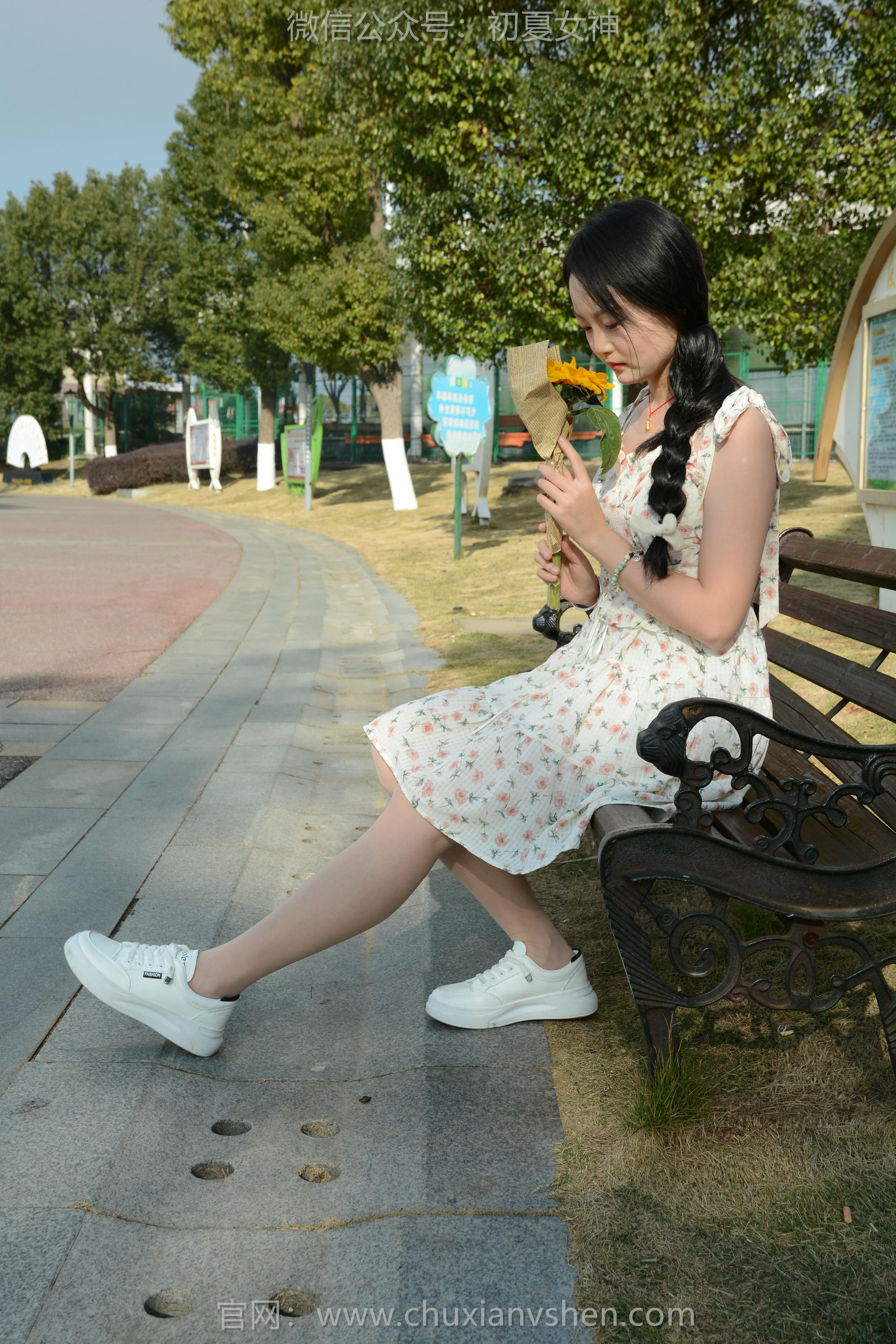 初夏女神 NO.150 双双 迎春碎花裙 [140P1V-5.68GB]_第1集