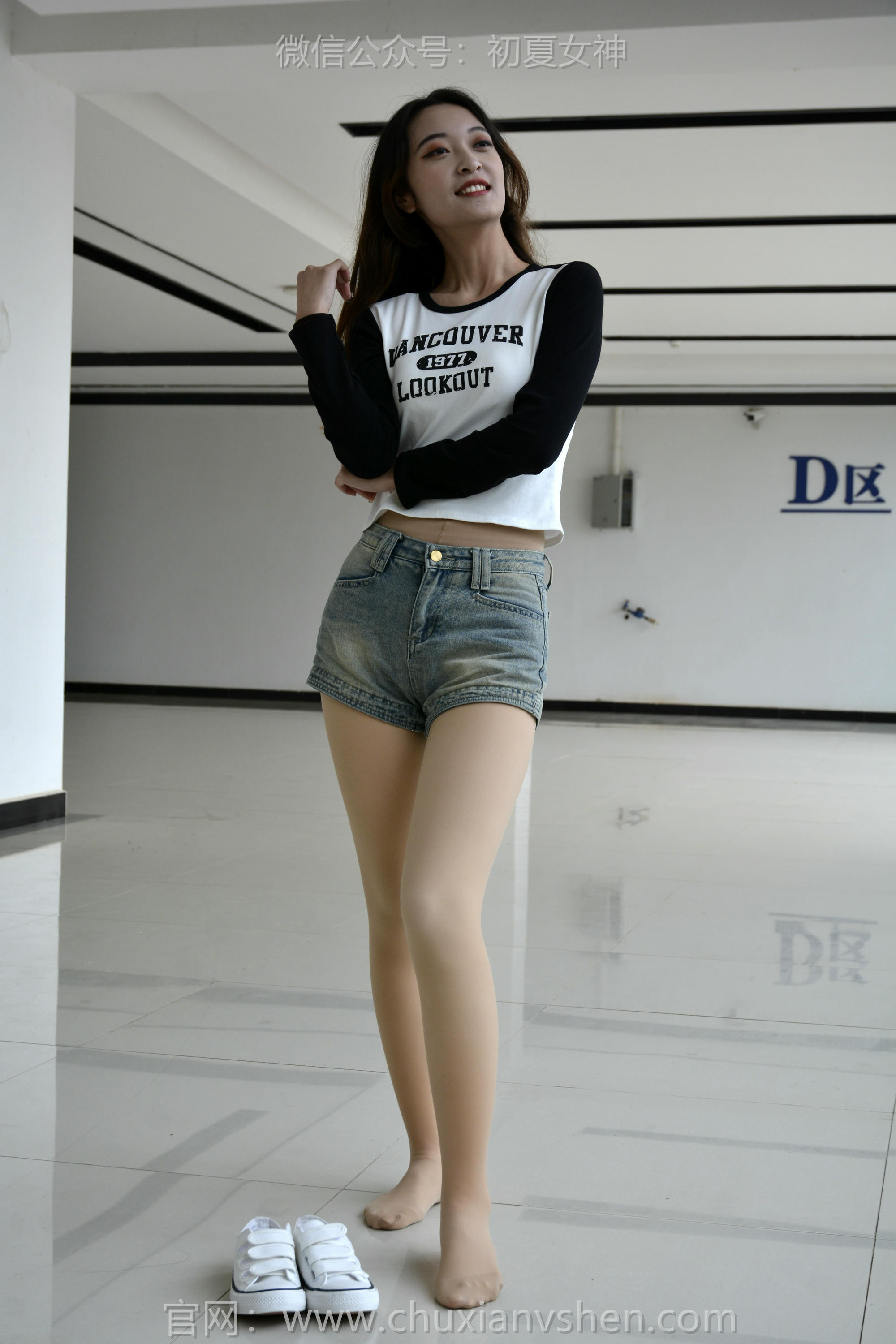 初夏女神 NO.151 依依 走走拍拍 [130P1V-5.25GB]_第7集