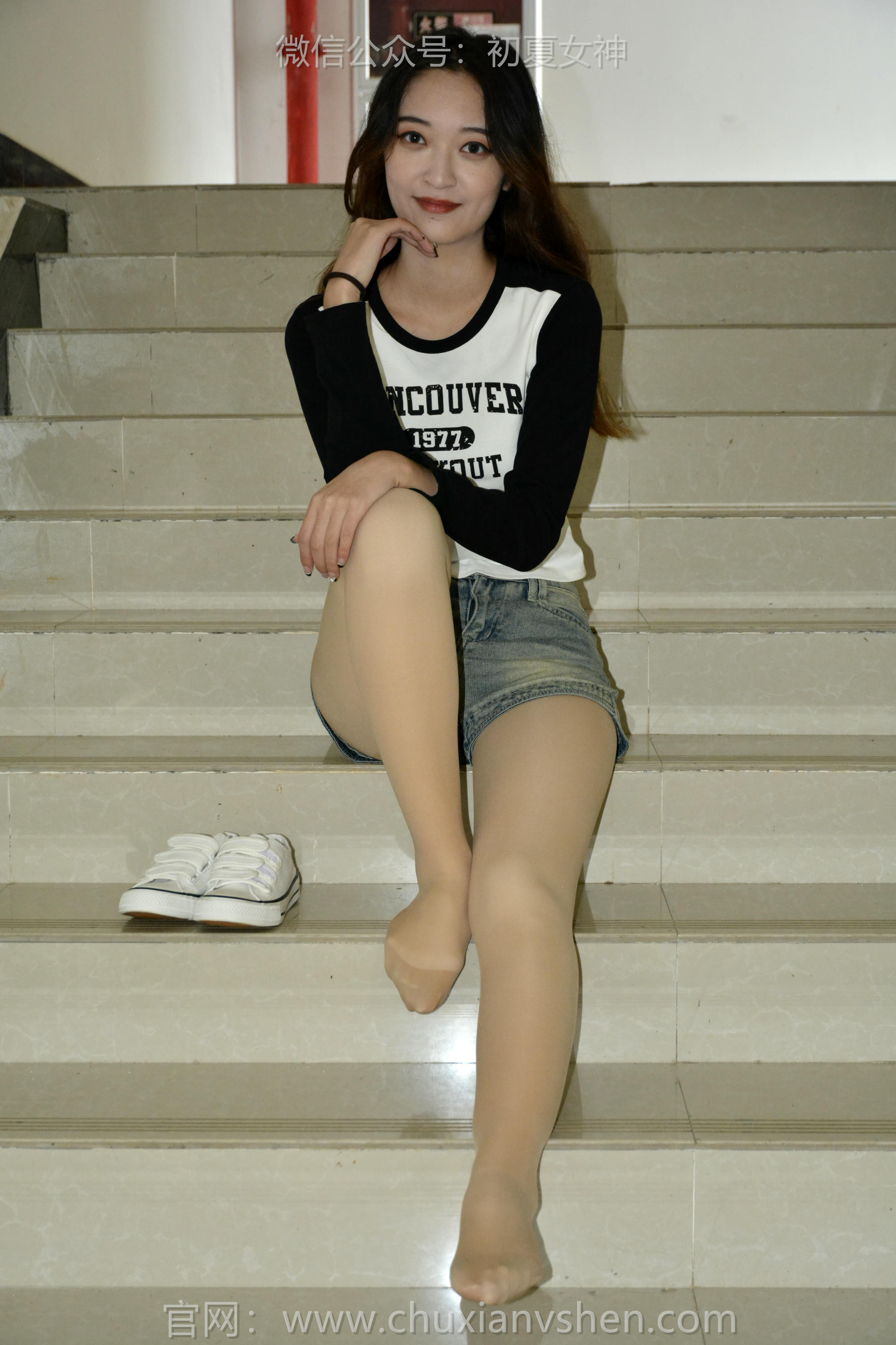 初夏女神 NO.151 依依 走走拍拍 [130P1V-5.25GB]_第2集