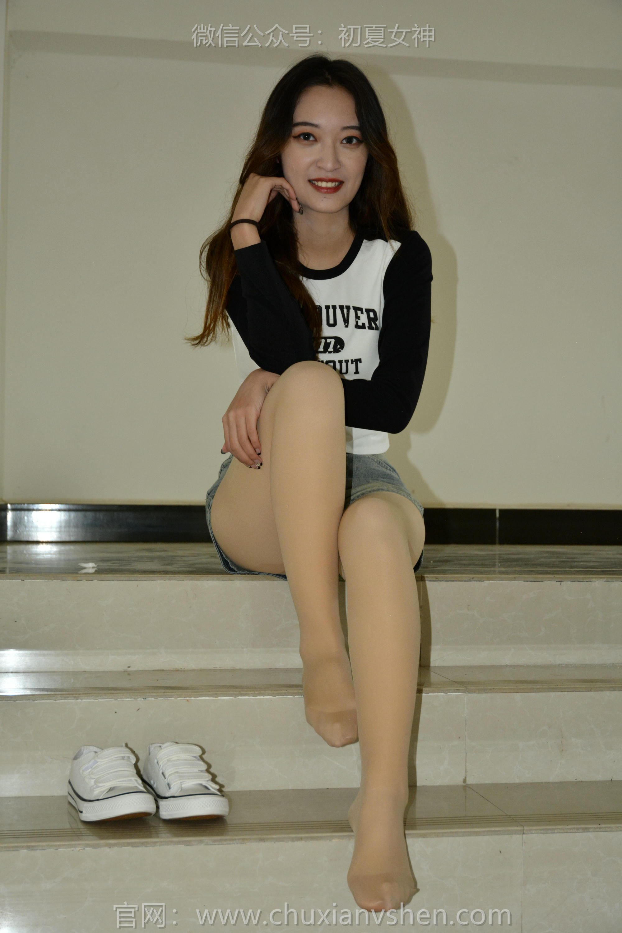 初夏女神 NO.151 依依 走走拍拍 [130P1V-5.25GB]_第3集