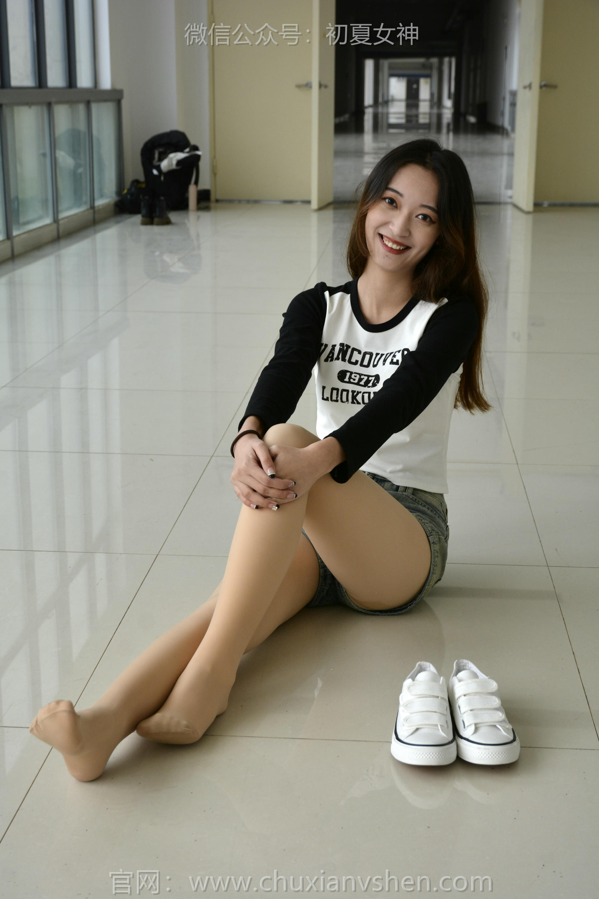 初夏女神 NO.151 依依 走走拍拍 [130P1V-5.25GB]_第3集