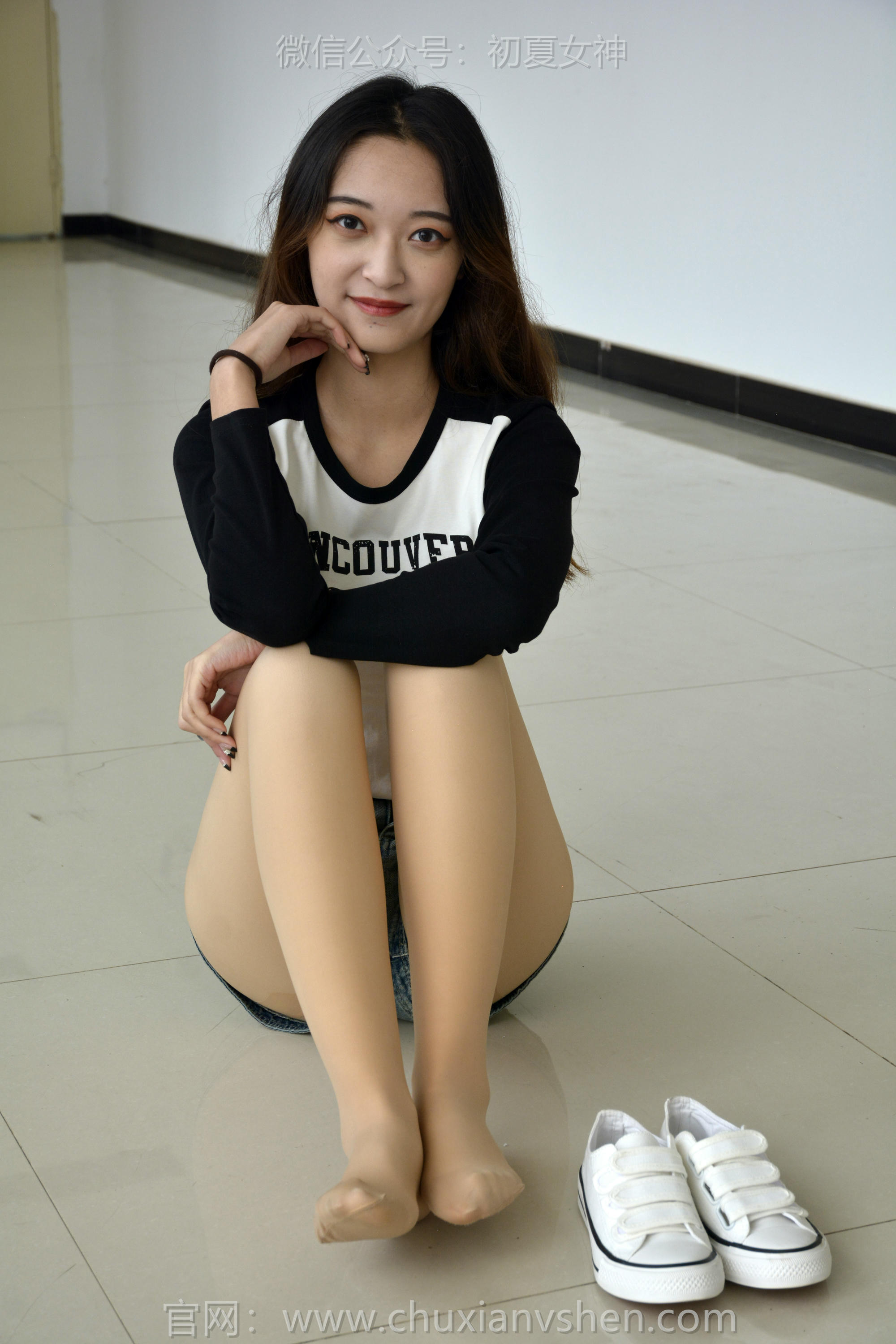 初夏女神 NO.151 依依 走走拍拍 [130P1V-5.25GB]_第3集