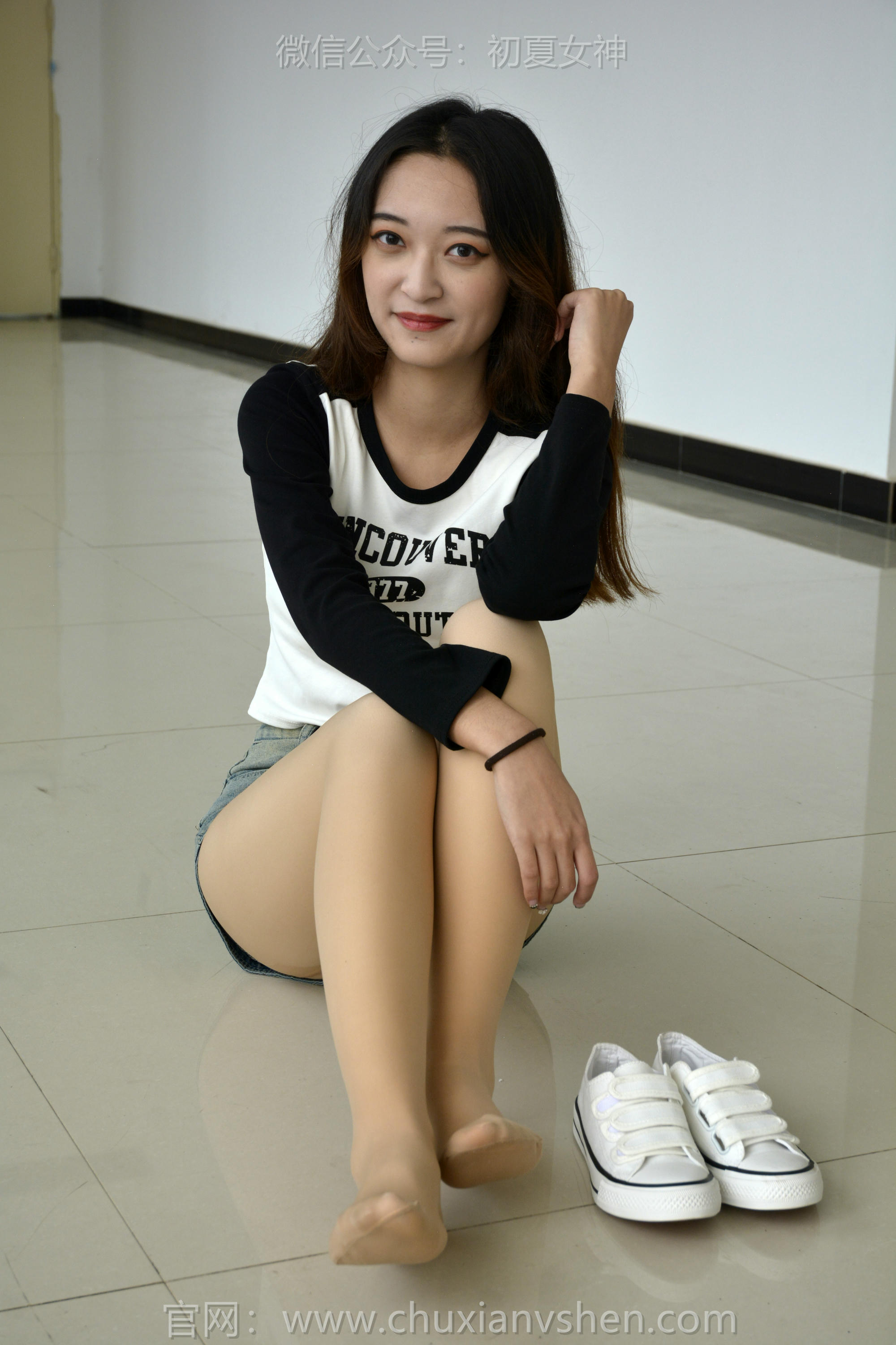 初夏女神 NO.151 依依 走走拍拍 [130P1V-5.25GB]_第3集