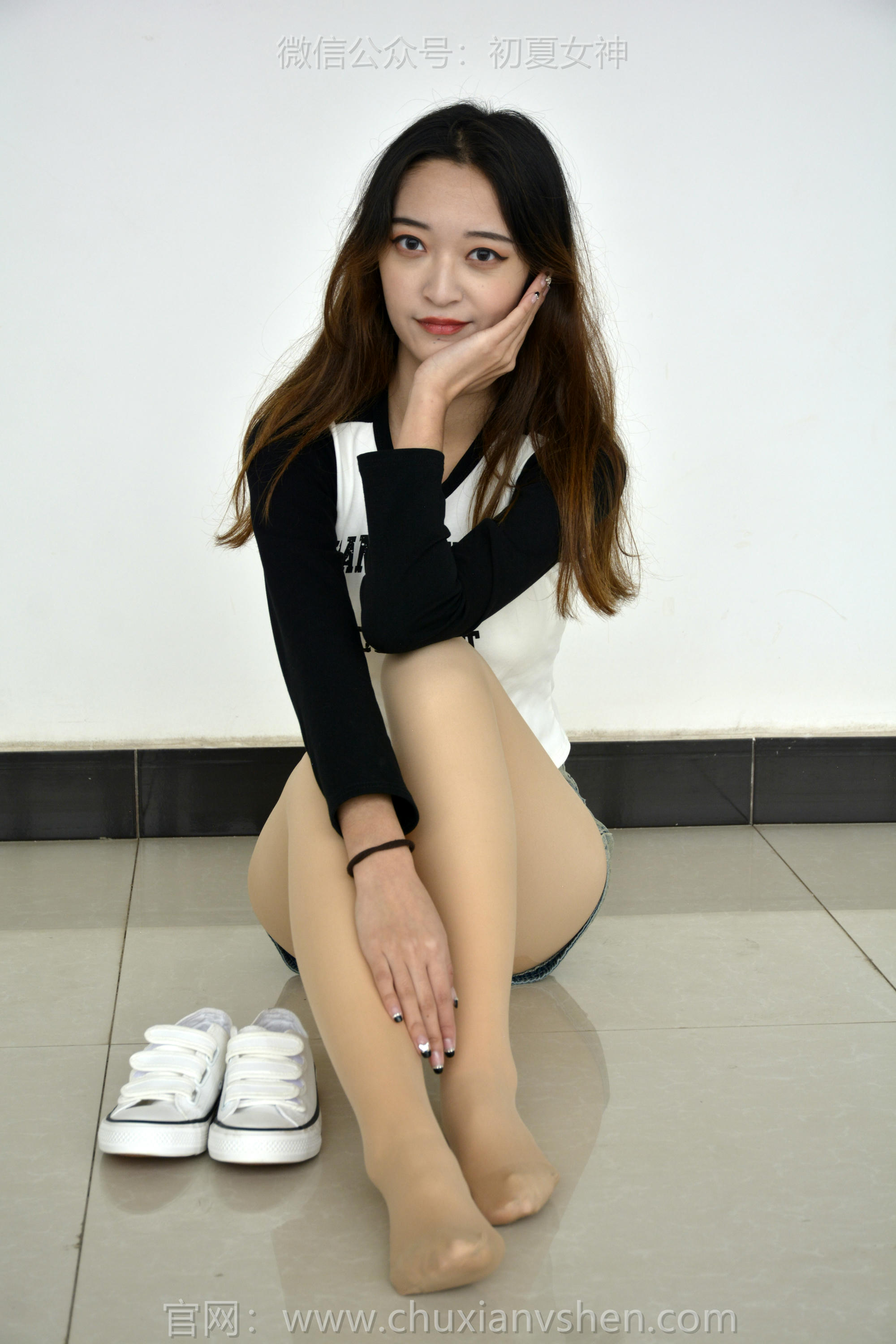 初夏女神 NO.151 依依 走走拍拍 [130P1V-5.25GB]_第5集