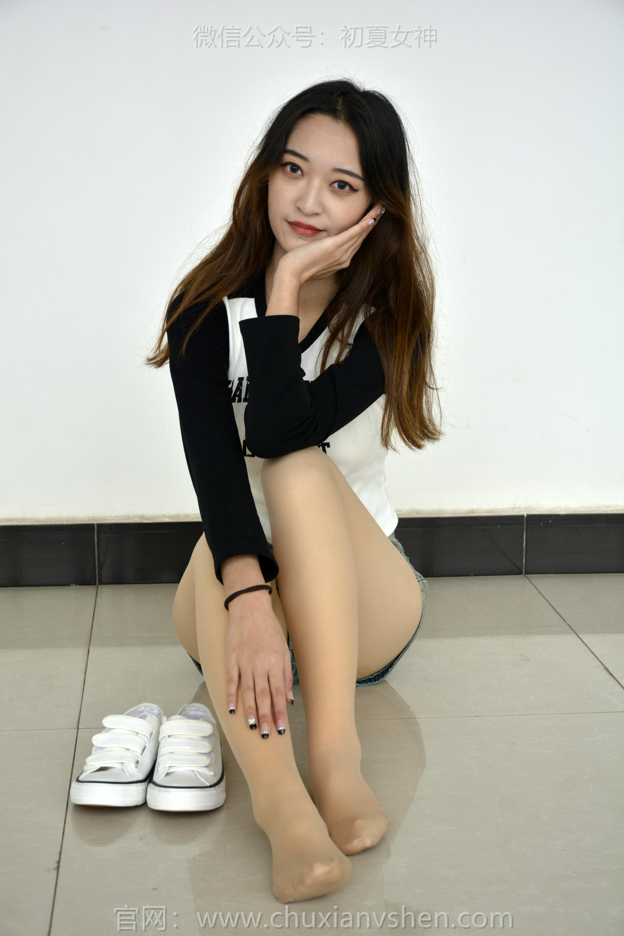 初夏女神 NO.151 依依 走走拍拍 [130P1V-5.25GB]_第5集