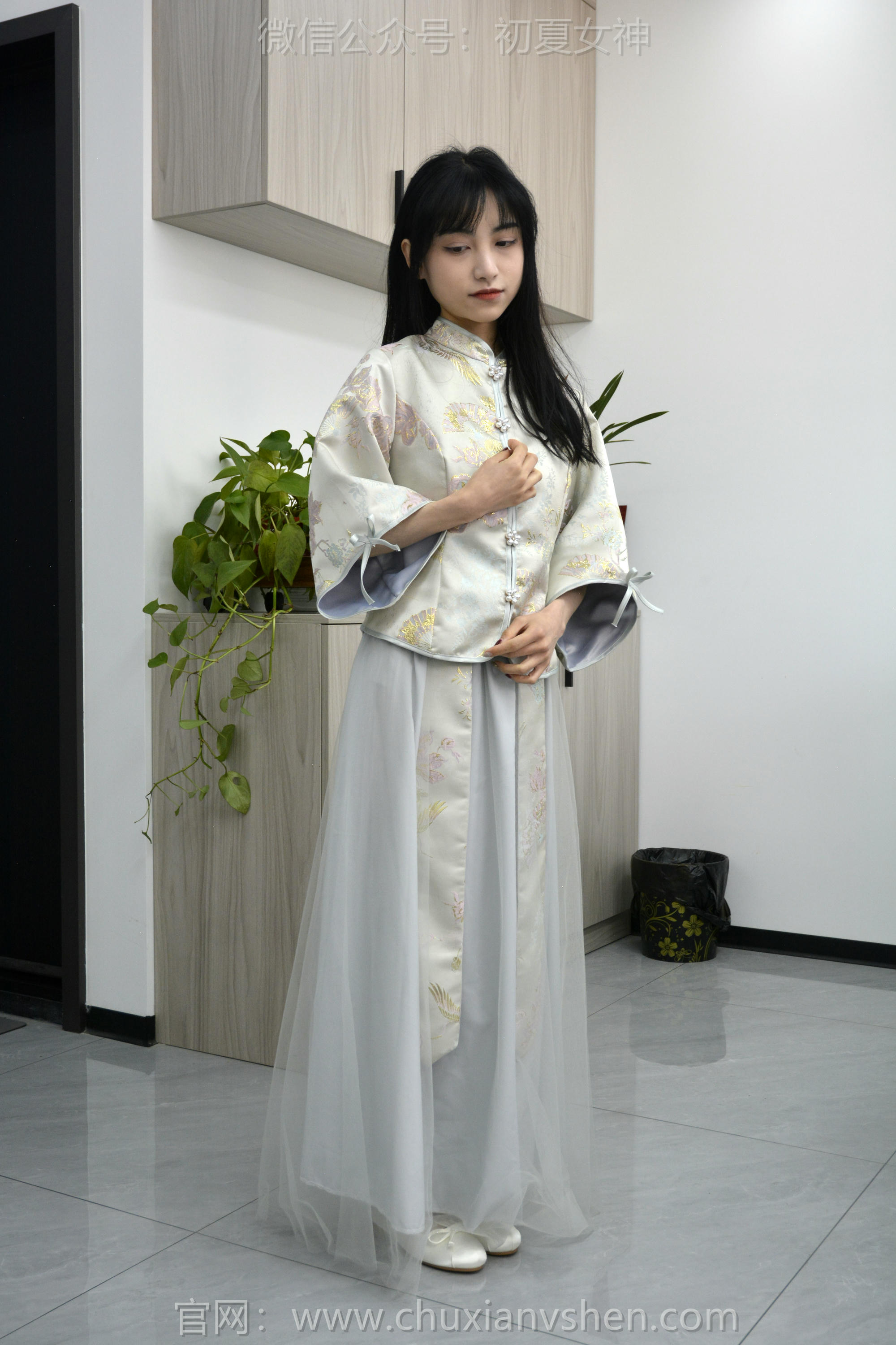 初夏女神 NO.154 柒柒 最美伴娘 [140P1V-4.94GB]_第1集