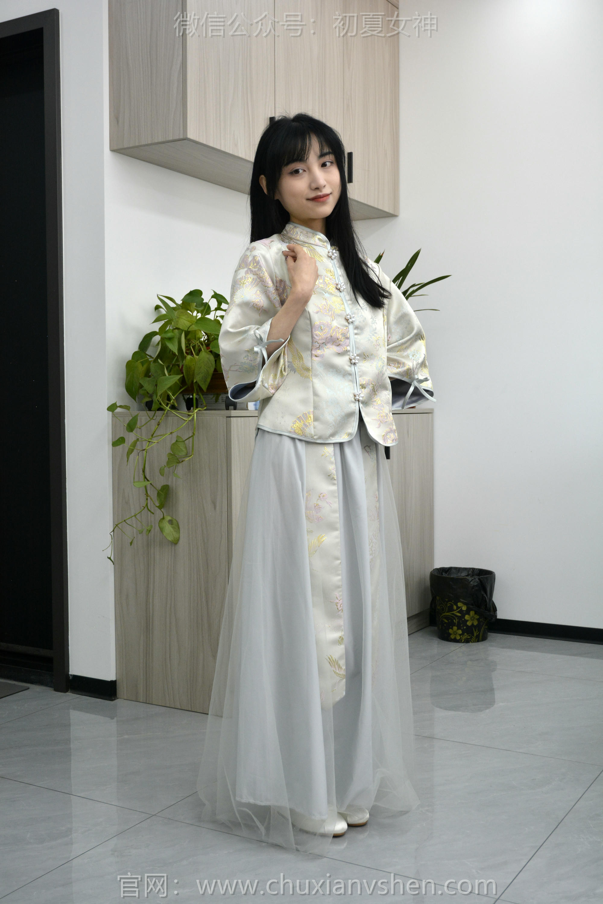 初夏女神 NO.154 柒柒 最美伴娘 [140P1V-4.94GB]_第1集