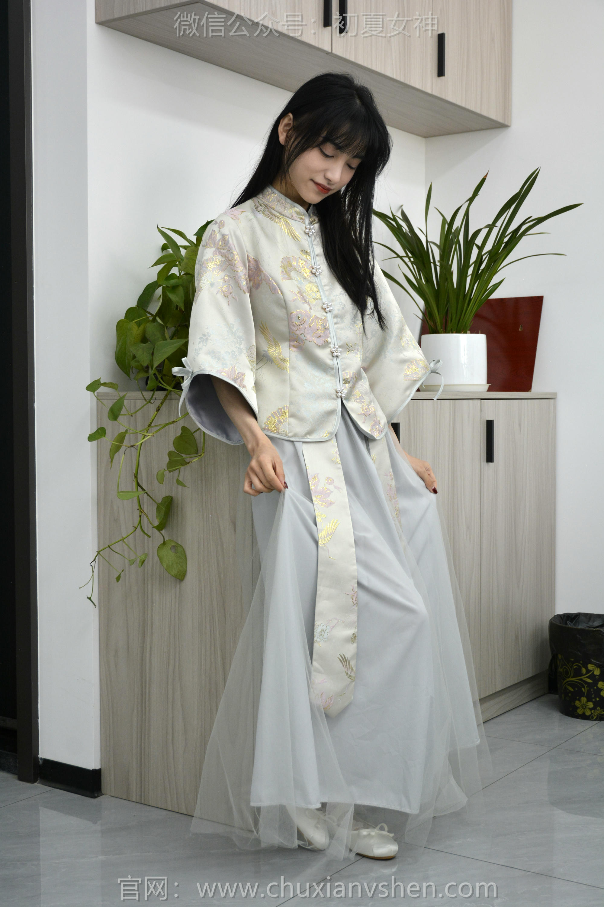 初夏女神 NO.154 柒柒 最美伴娘 [140P1V-4.94GB]_第1集