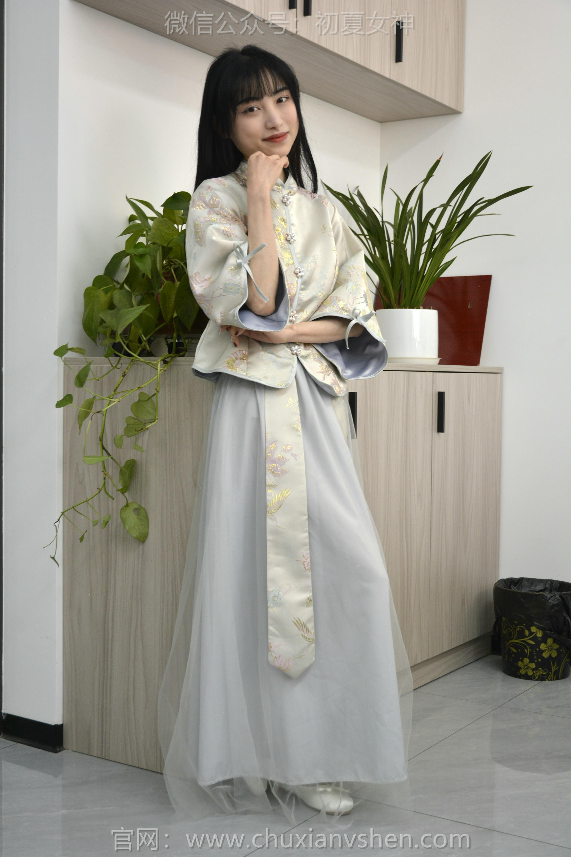 初夏女神 NO.154 柒柒 最美伴娘 [140P1V-4.94GB]_第1集