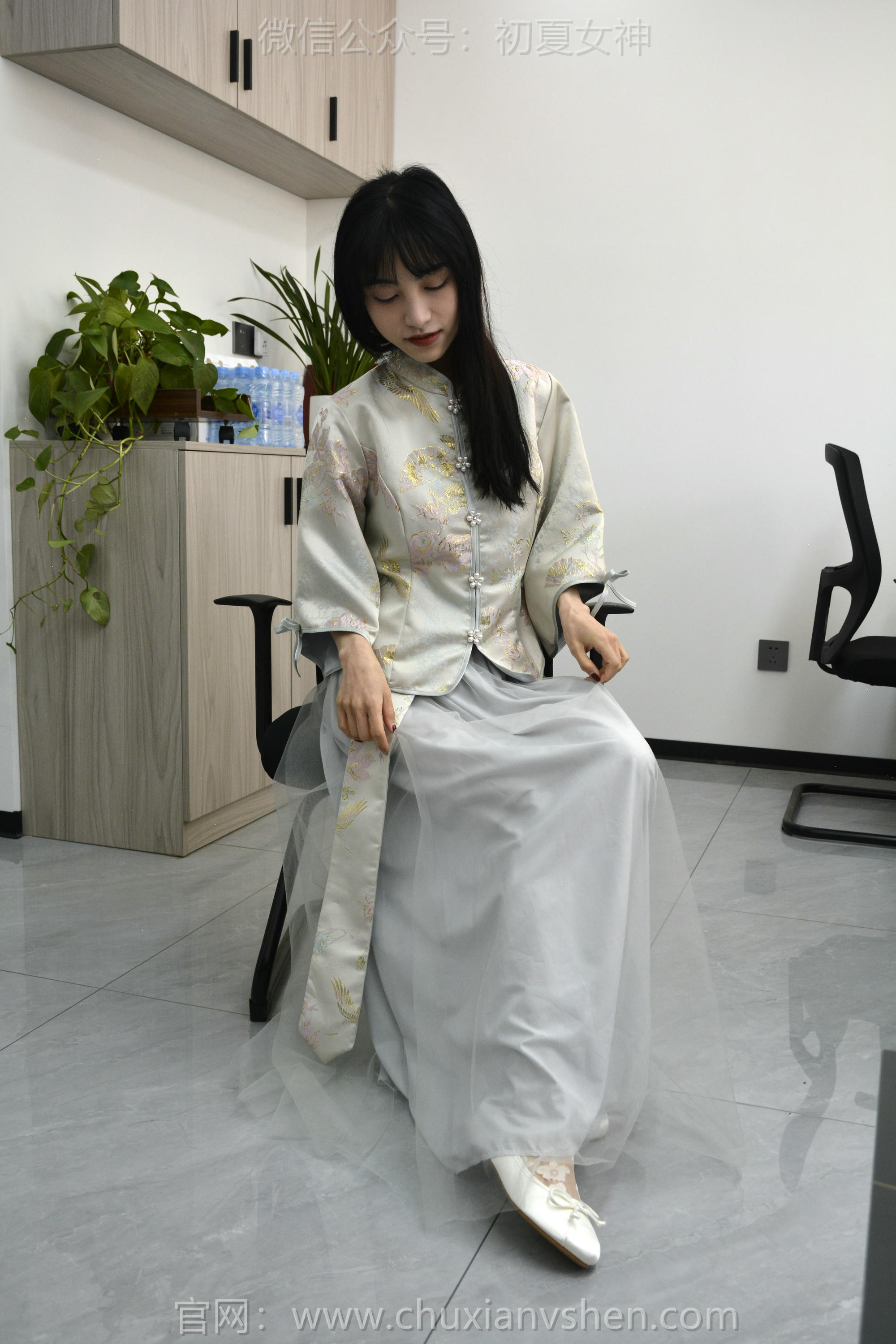 初夏女神 NO.154 柒柒 最美伴娘 [140P1V-4.94GB]_第2集